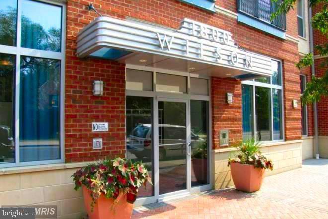 1800 WILSON BOULEVARD 250