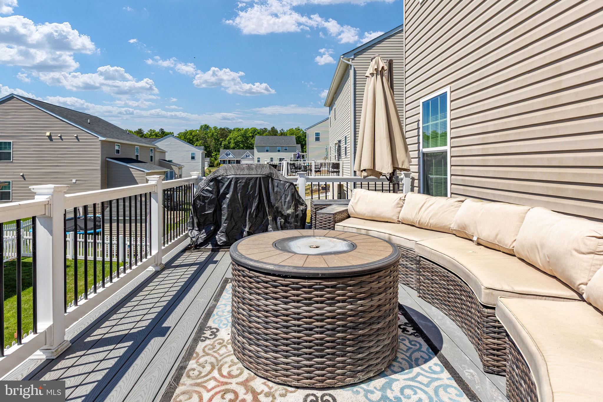 5812 SPRUCE VALLEY DRIVE