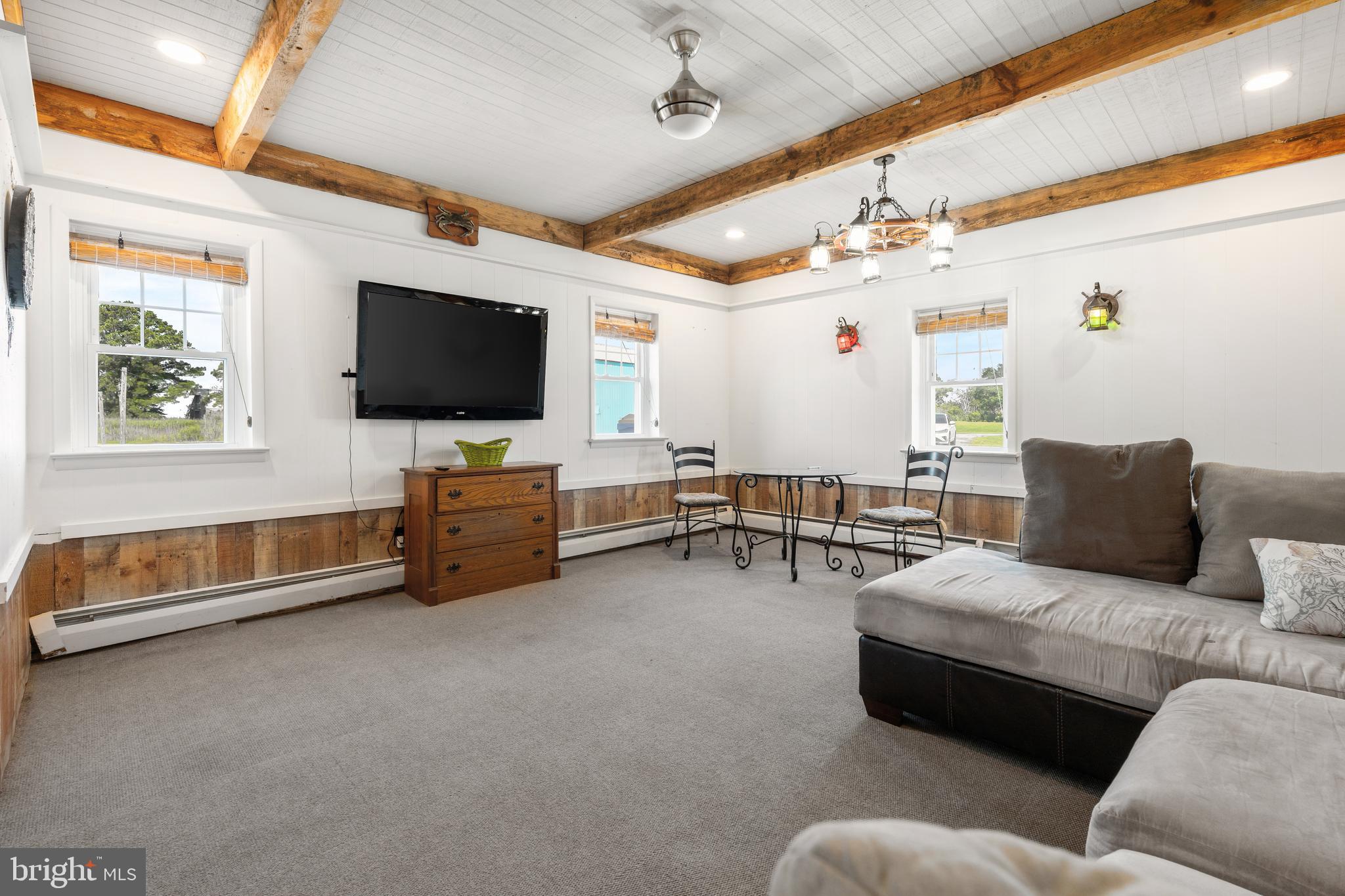 HOOPERS ISLAND - Residential