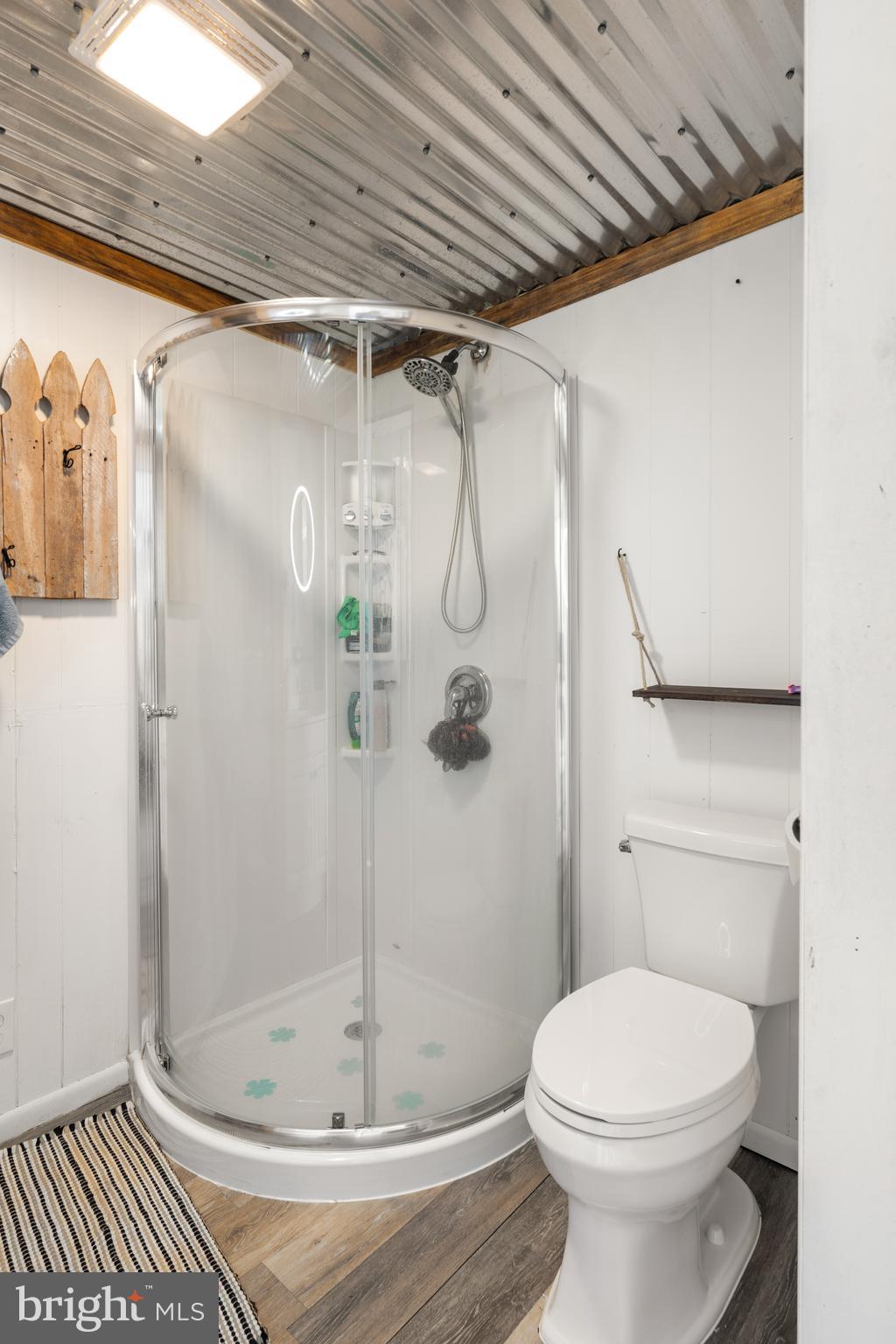 HOOPERS ISLAND - Residential