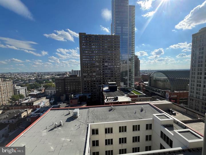 CENTER CITY - Residential Lease