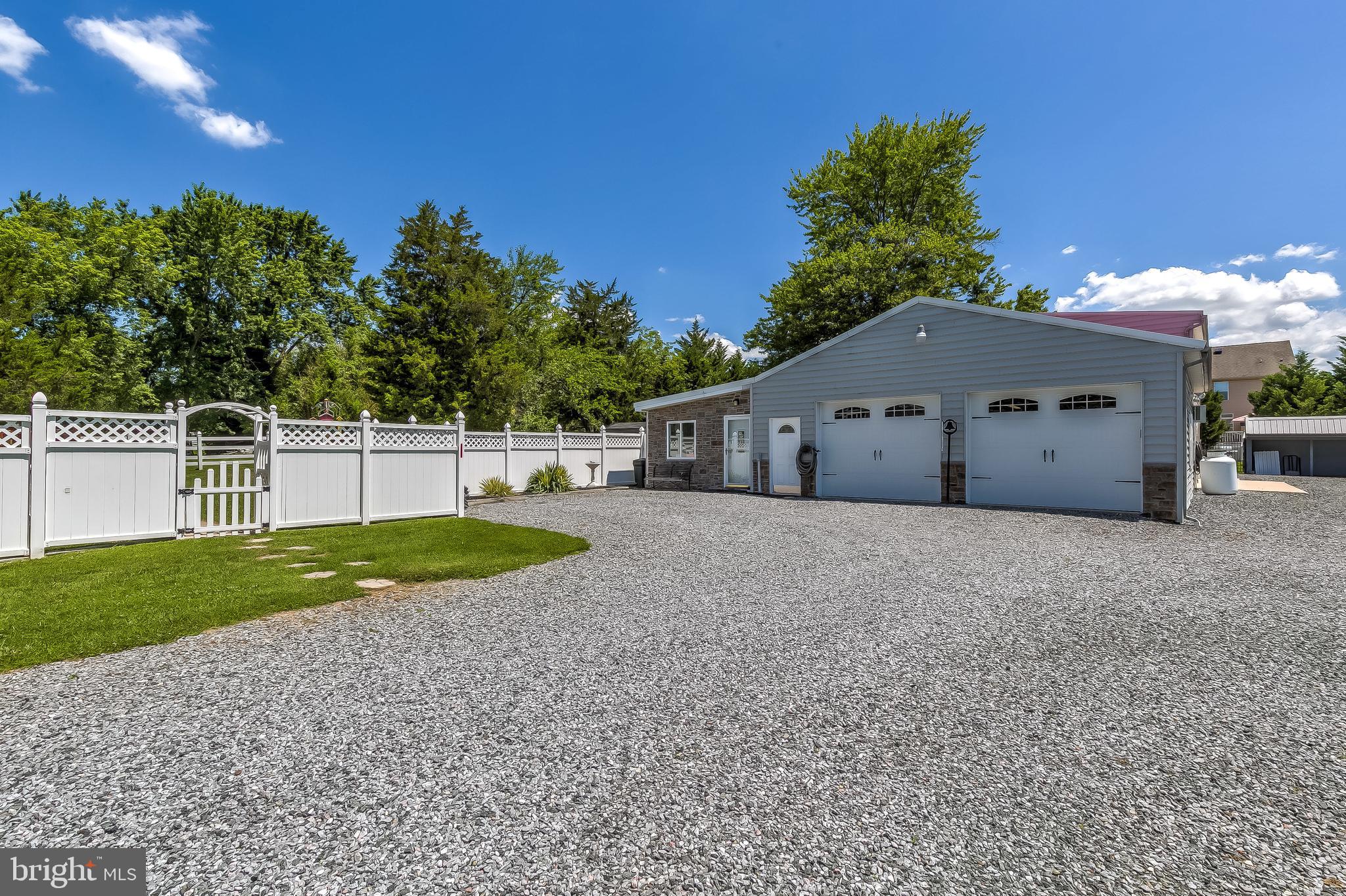 PERRY HALL - Residential