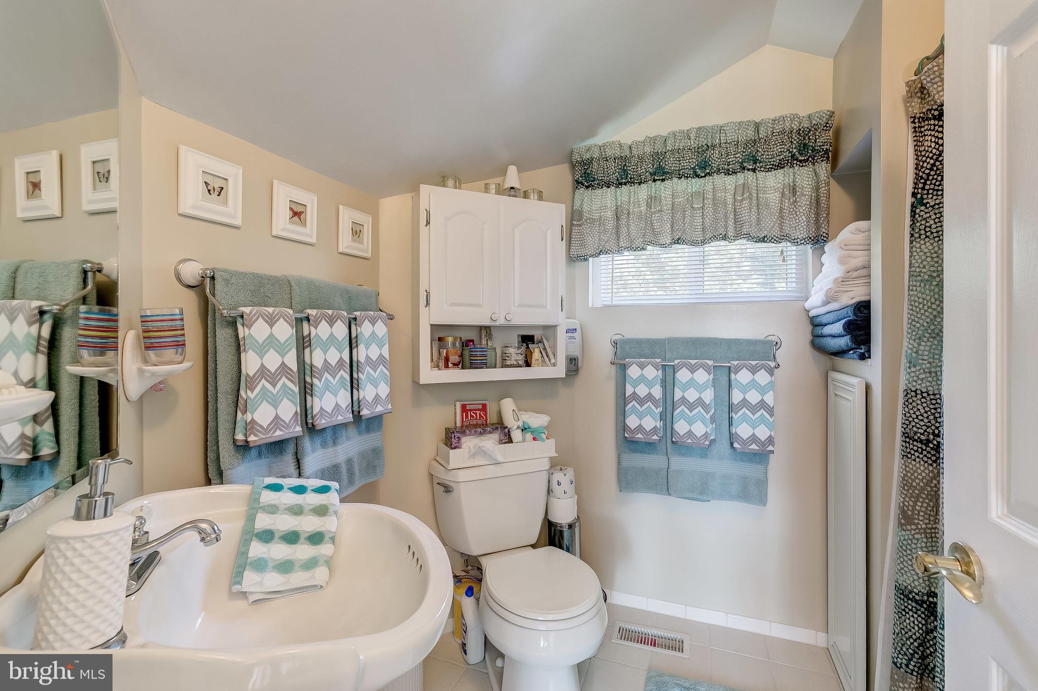 PERRY HALL - Residential