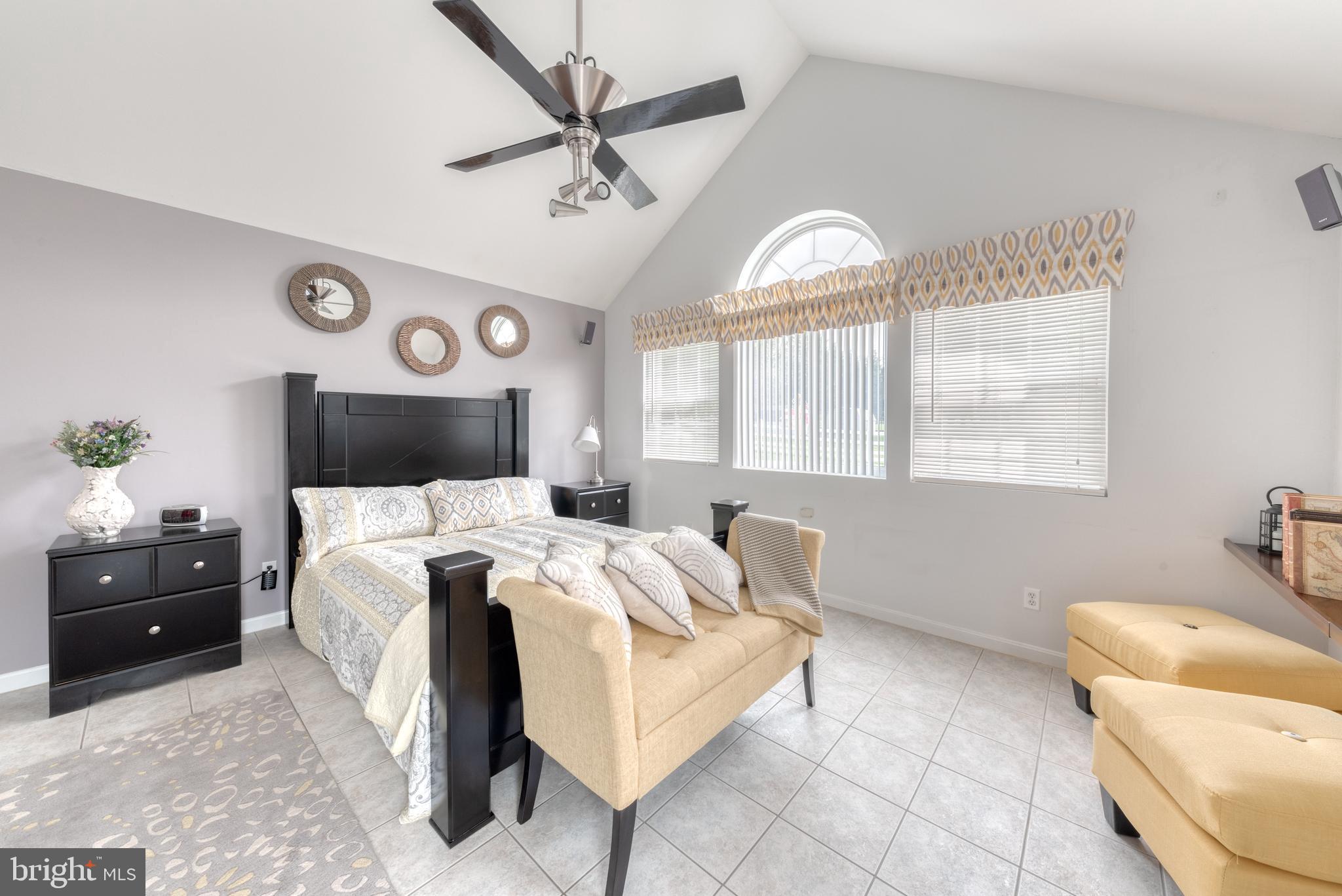 PERRY HALL - Residential