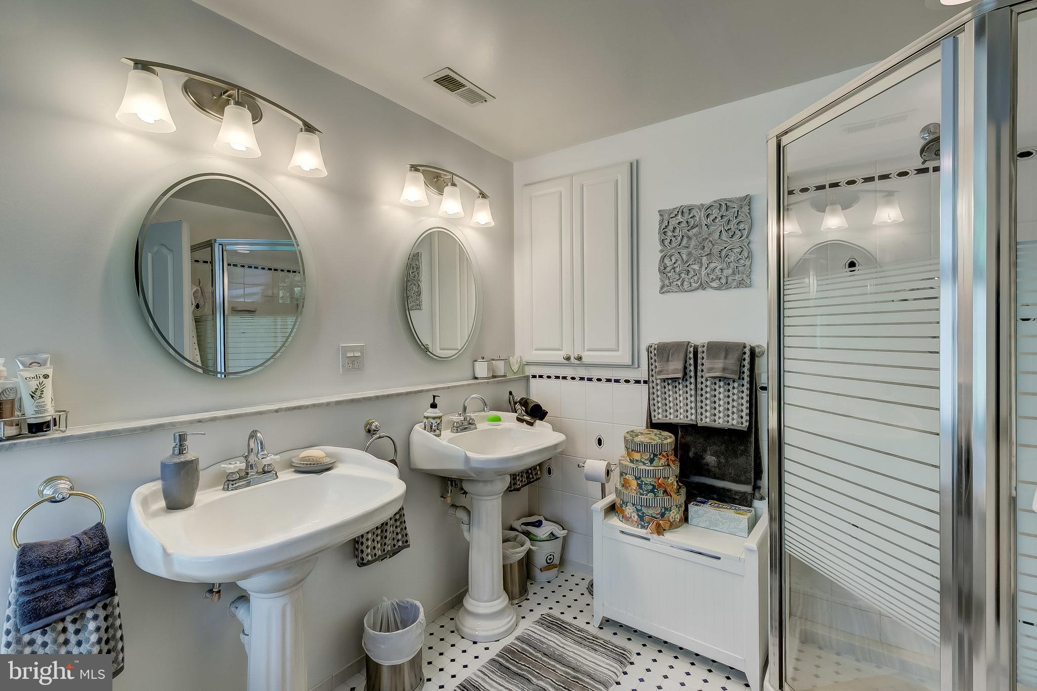 PERRY HALL - Residential