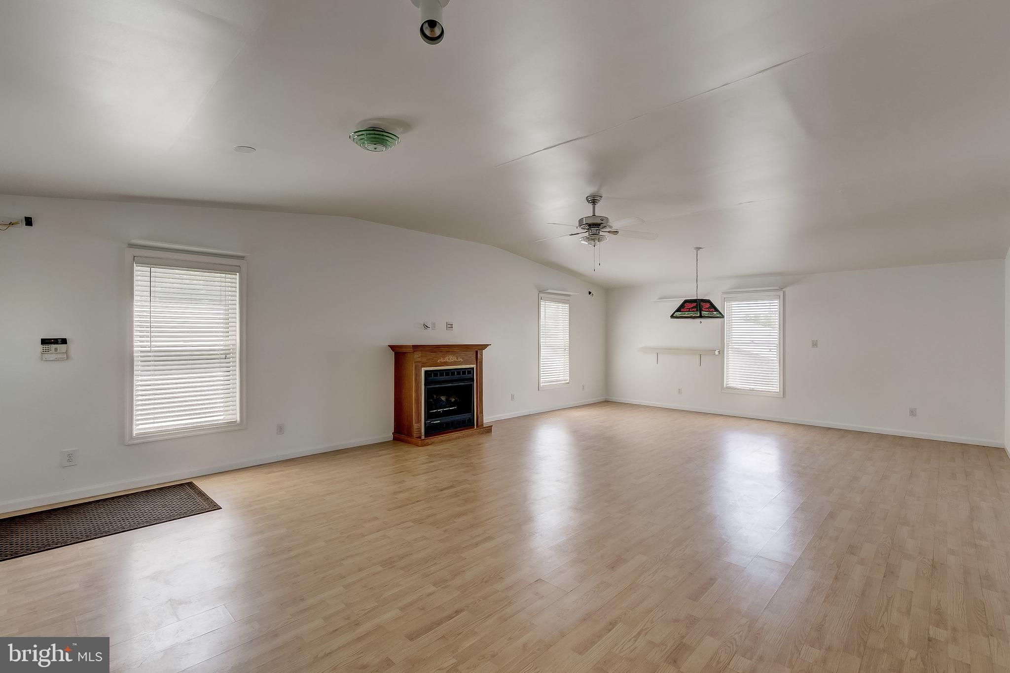 PERRY HALL - Residential