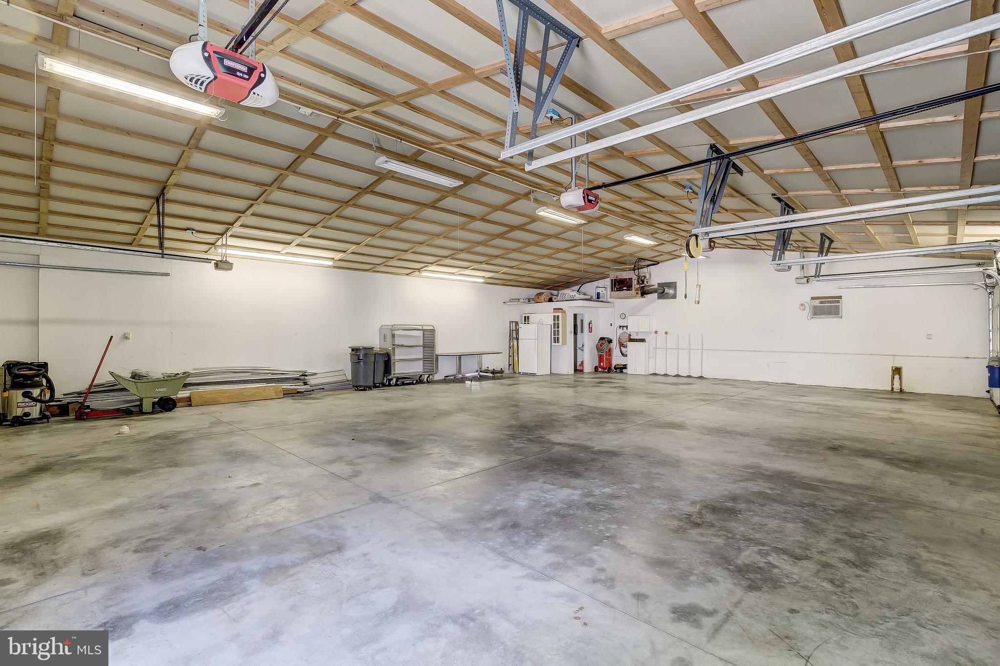 PERRY HALL - Residential