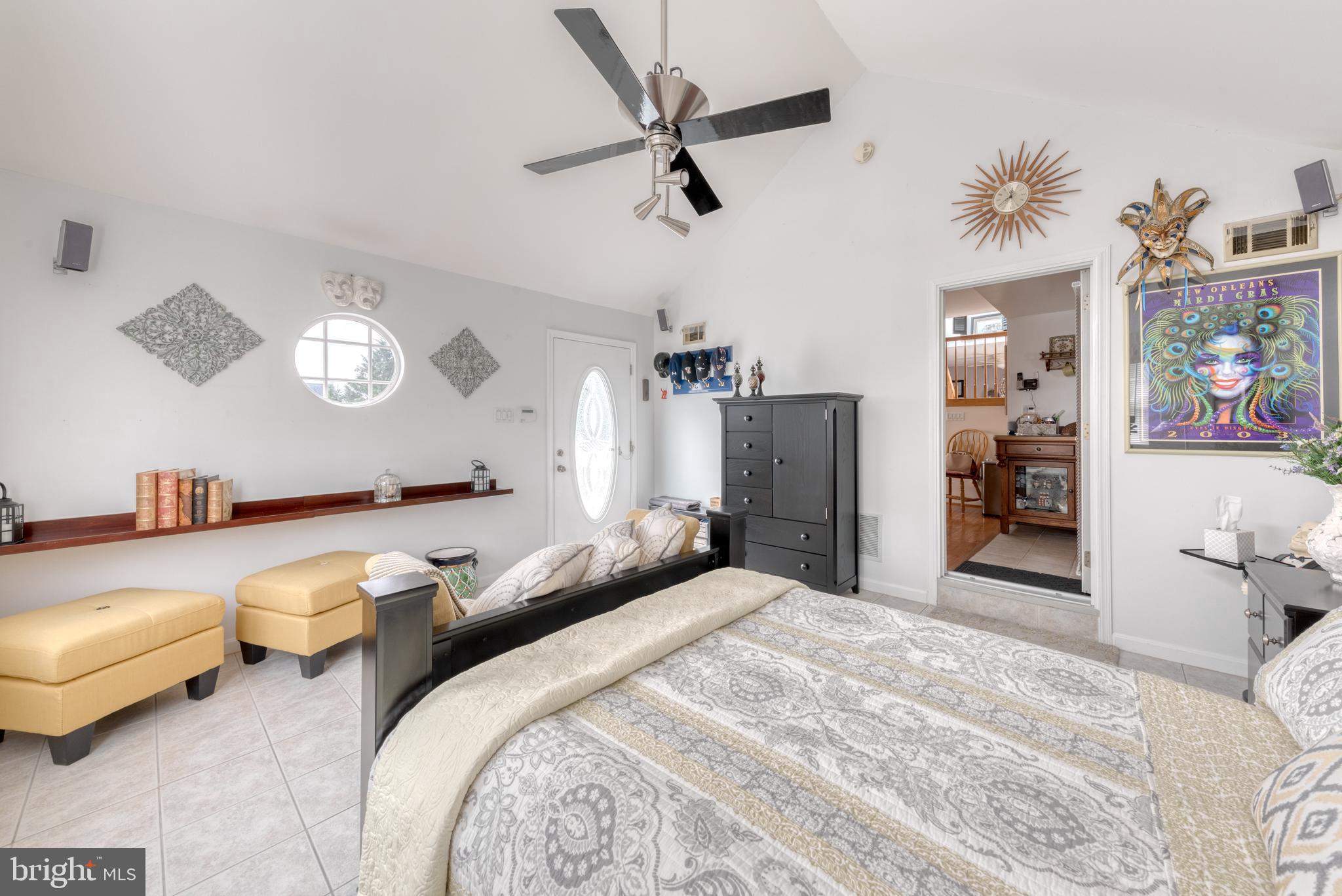 PERRY HALL - Residential