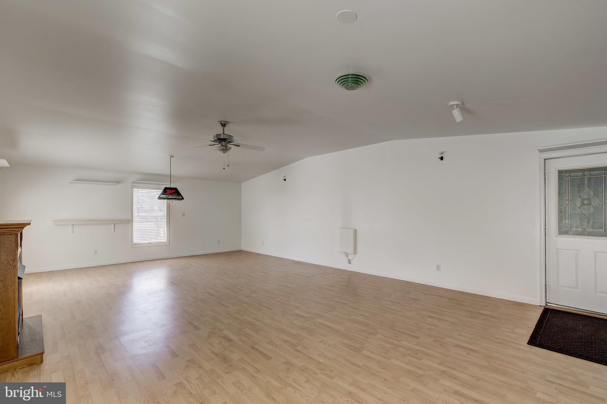 PERRY HALL - Residential