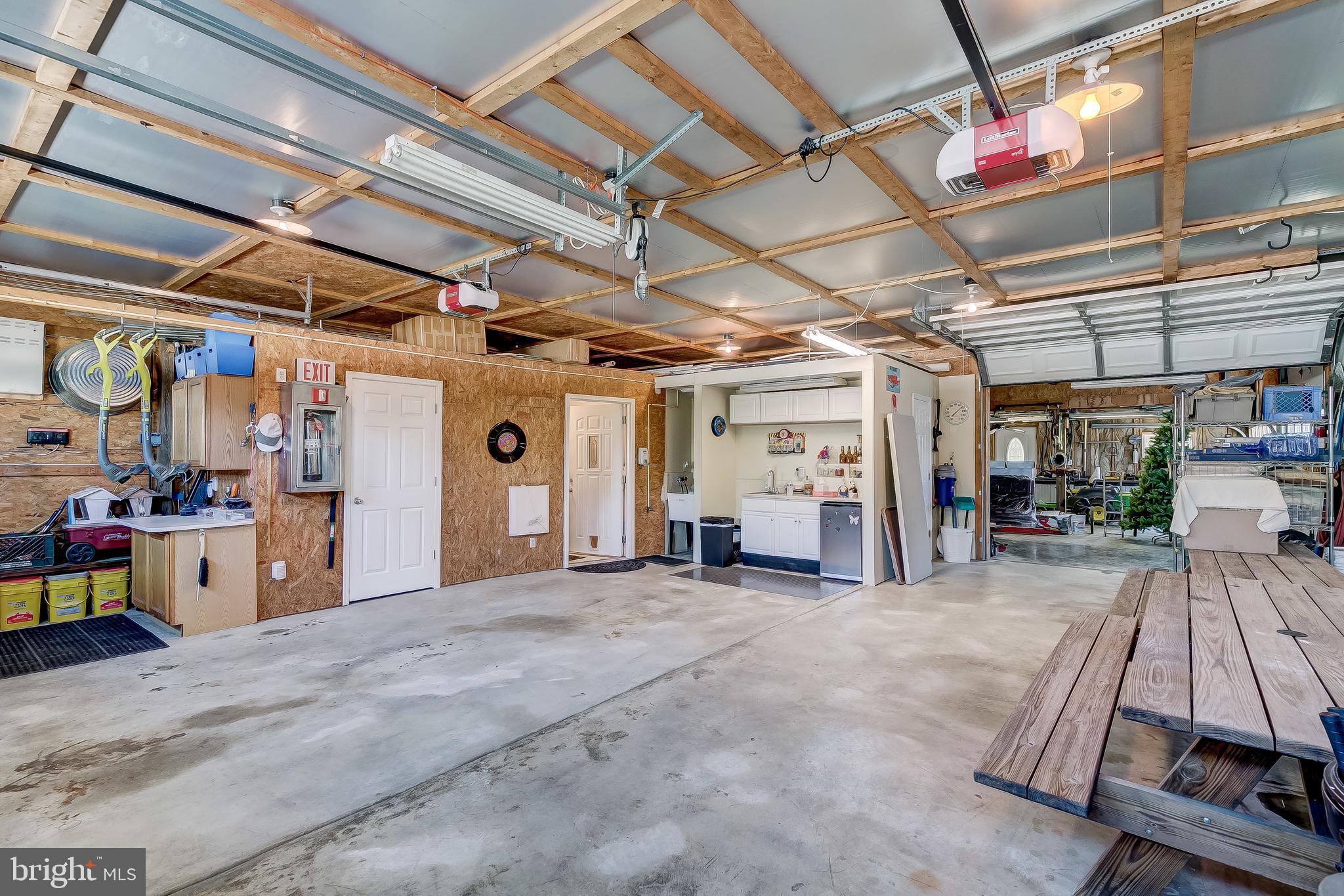 PERRY HALL - Residential