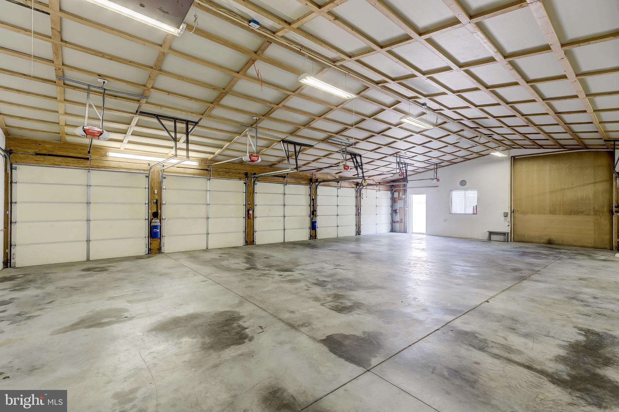 PERRY HALL - Residential