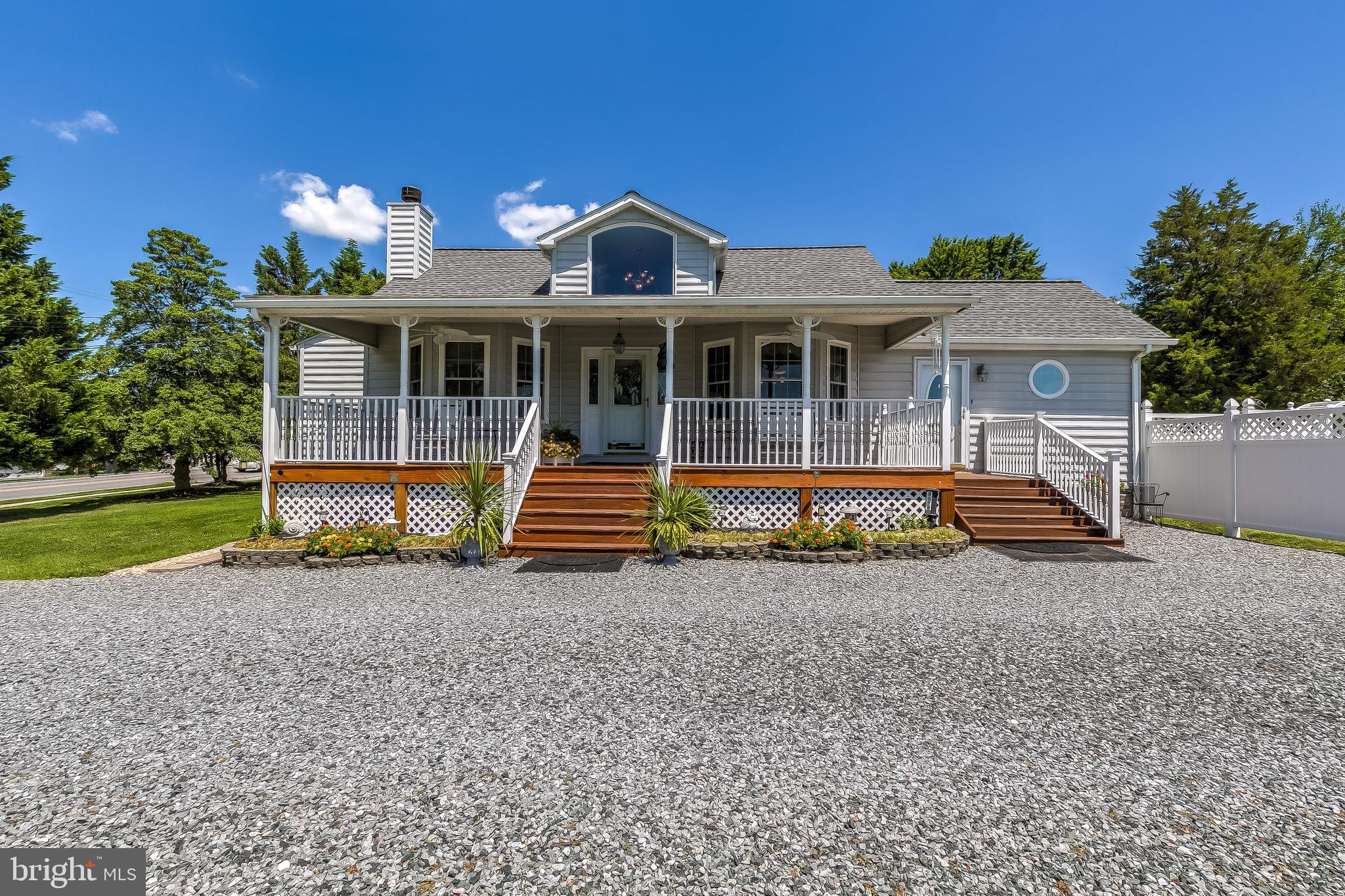 PERRY HALL - Residential