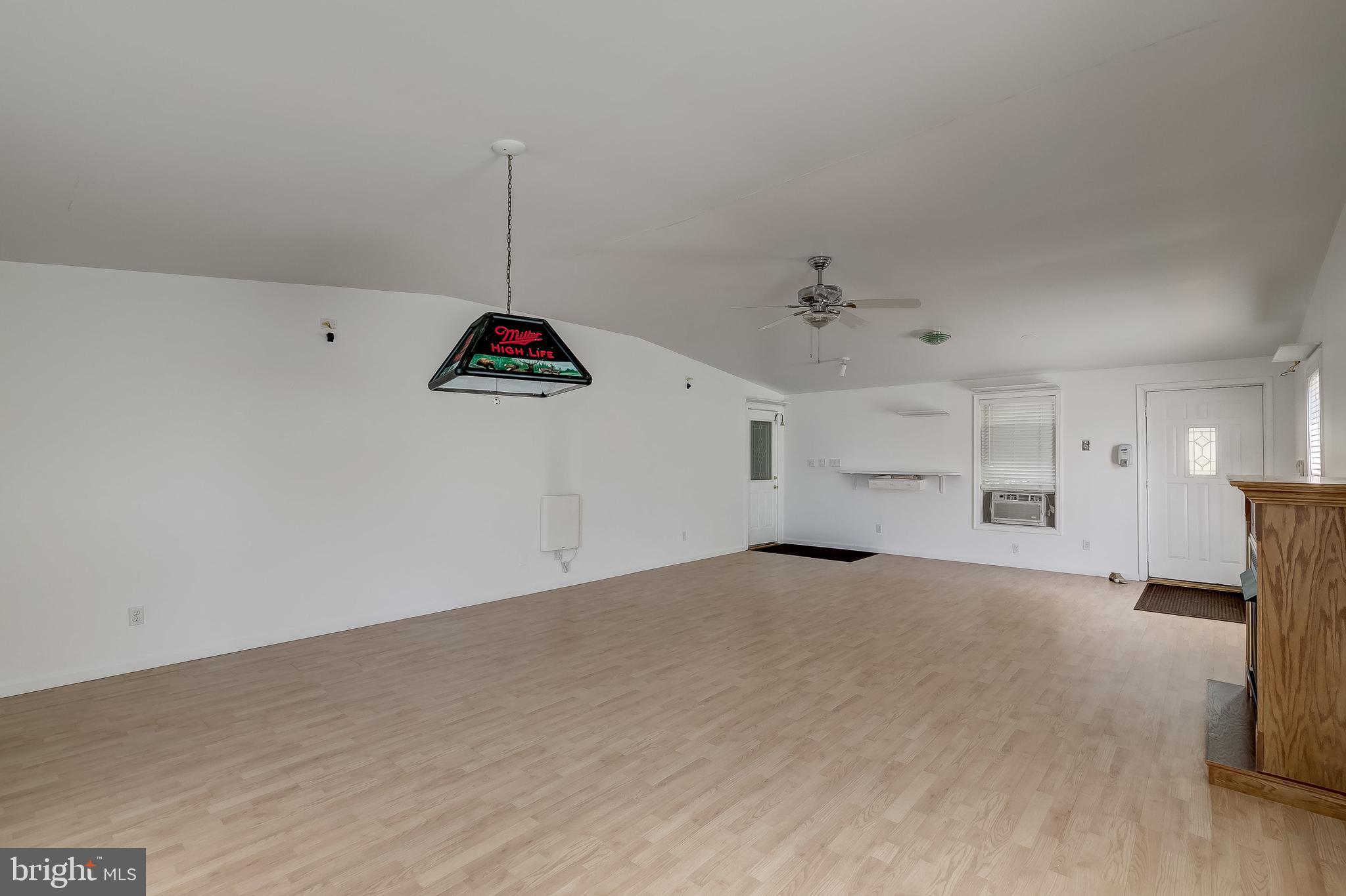 PERRY HALL - Residential