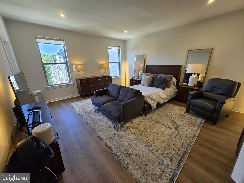 OVERLOOK - Residential