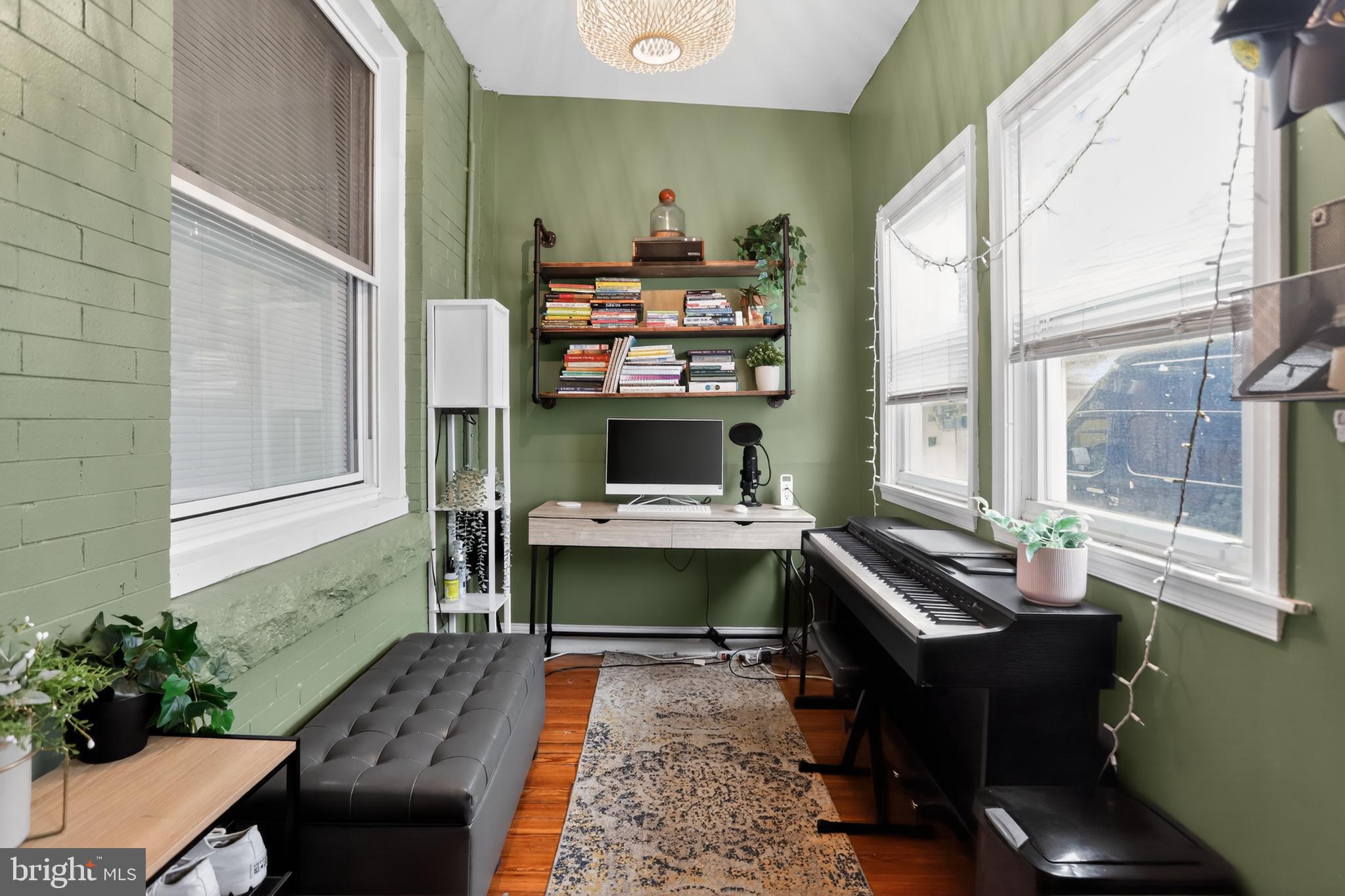 FRANKFORD - Residential