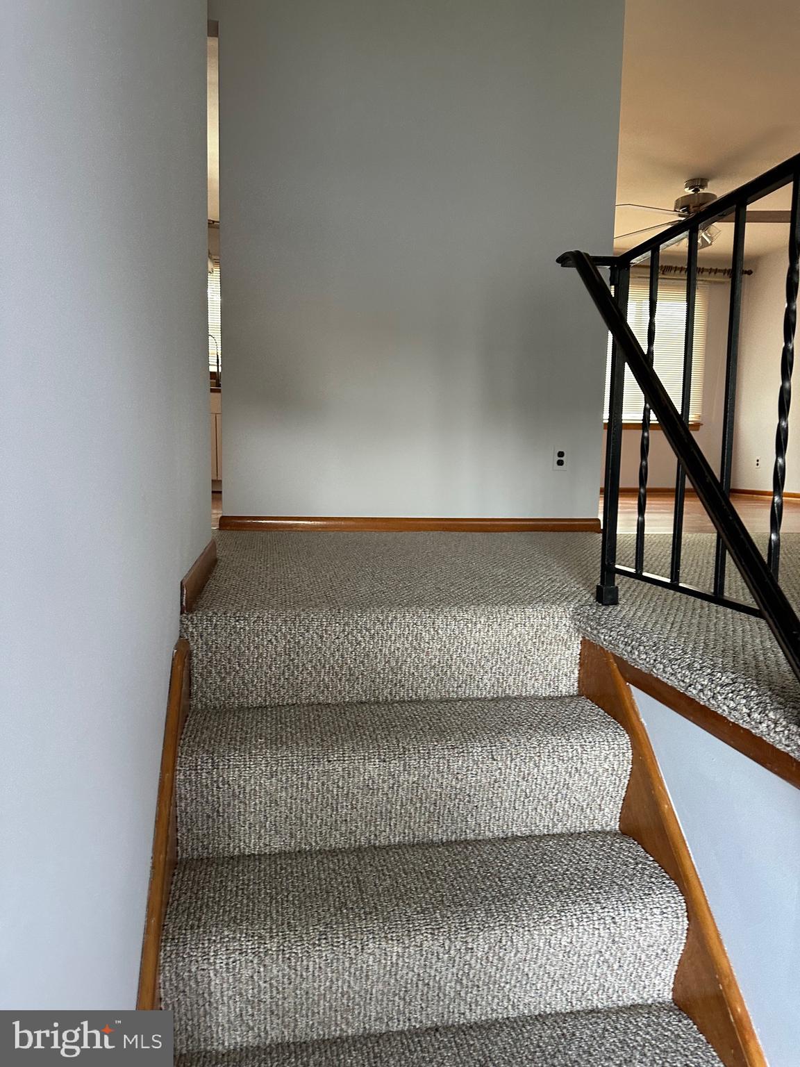 CAMELOT - Residential Lease