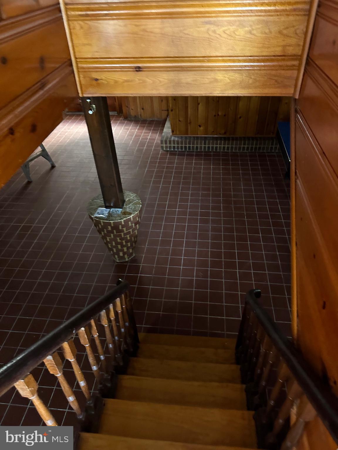 CAMELOT - Residential Lease