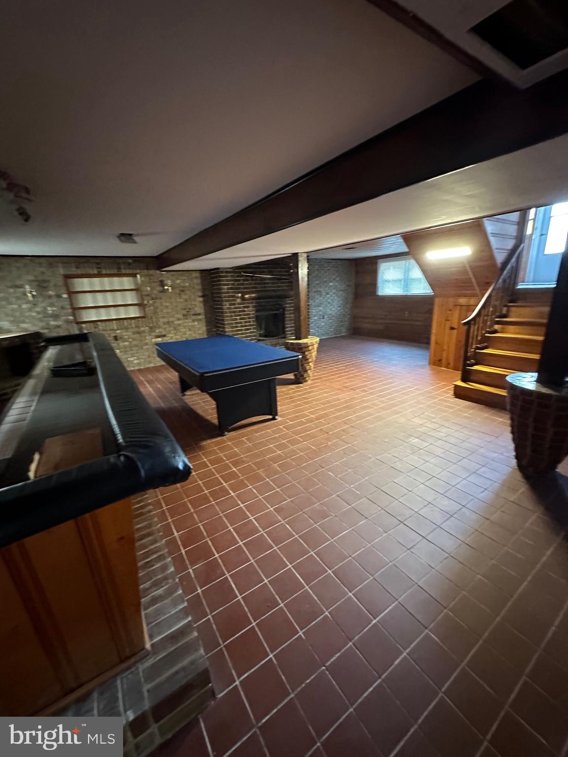 CAMELOT - Residential Lease