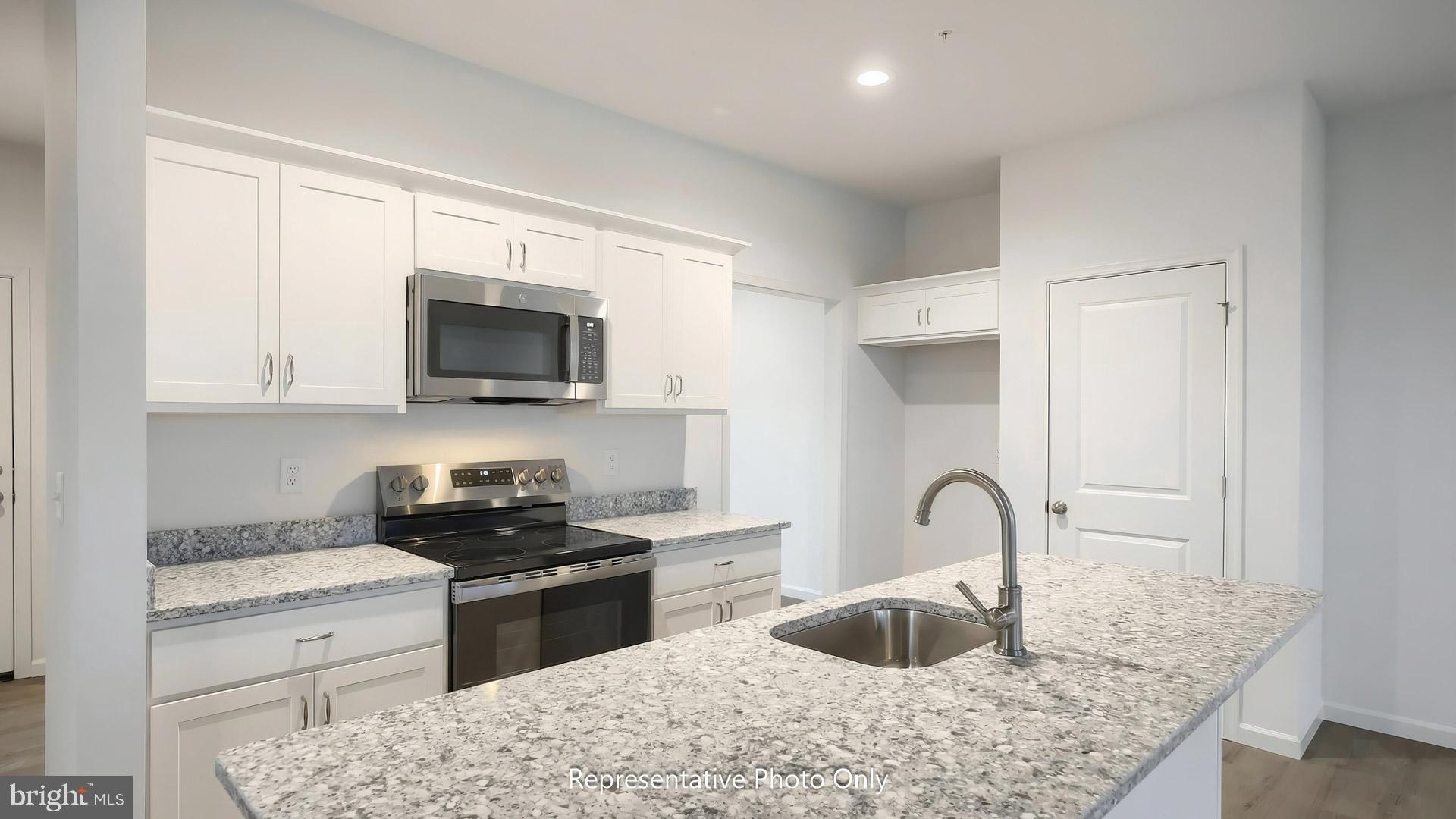 MERIDIAN HEIGHTS - Residential