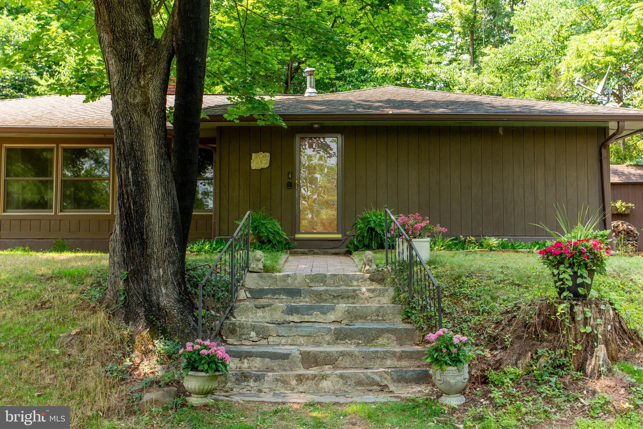 6475 LOWER YORK ROAD