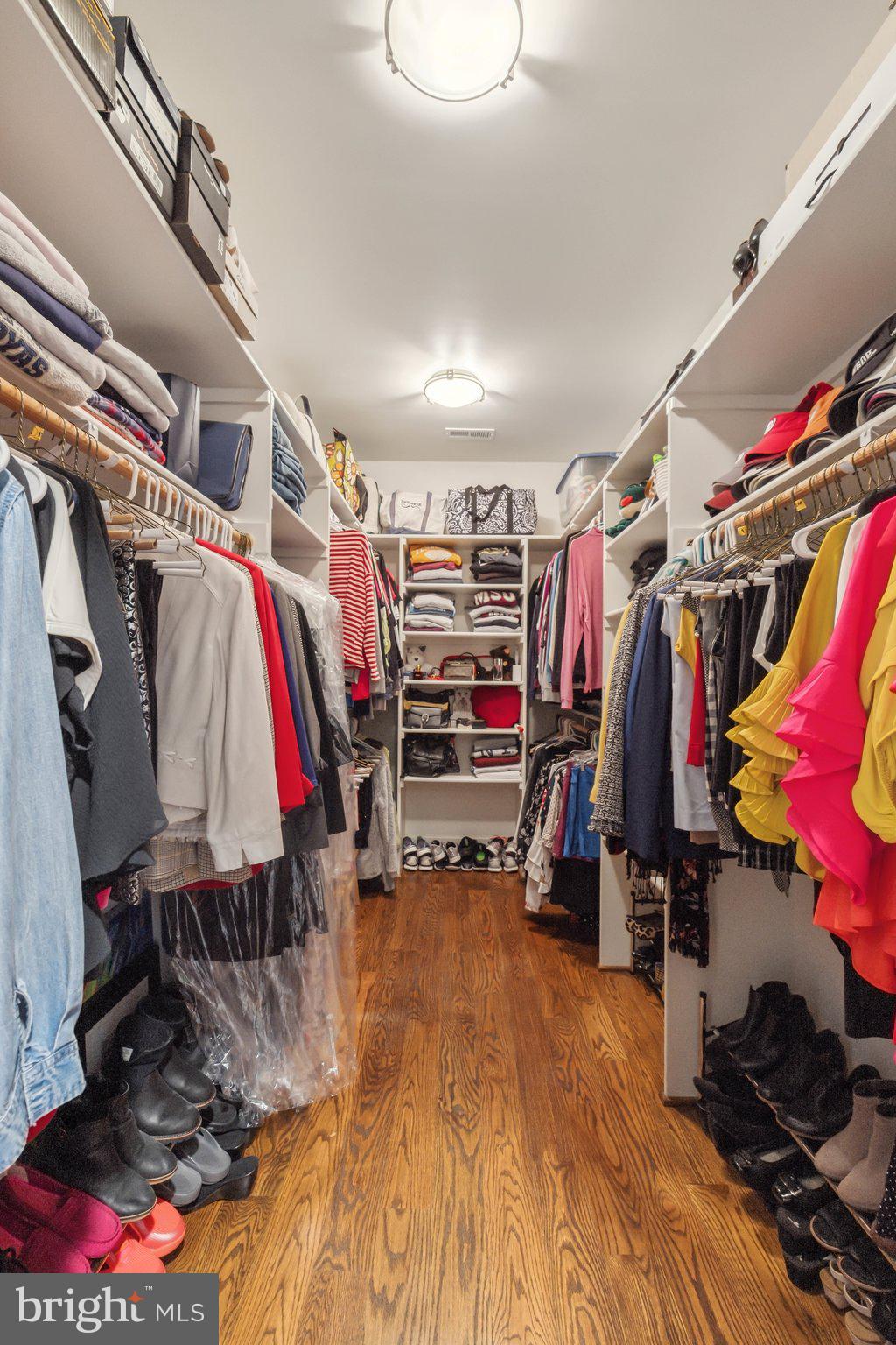 ADDISON HEIGHTS - Residential