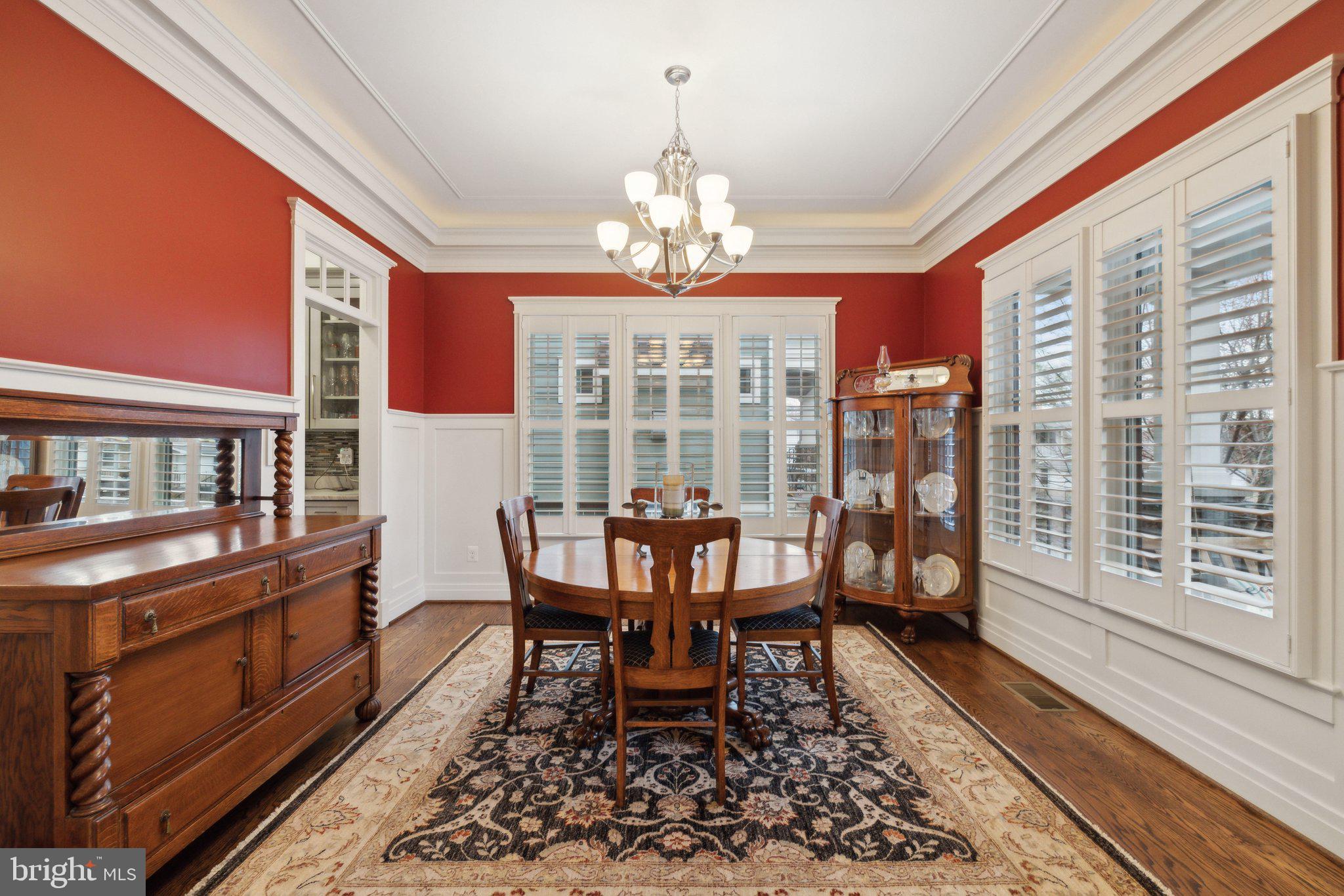 ADDISON HEIGHTS - Residential