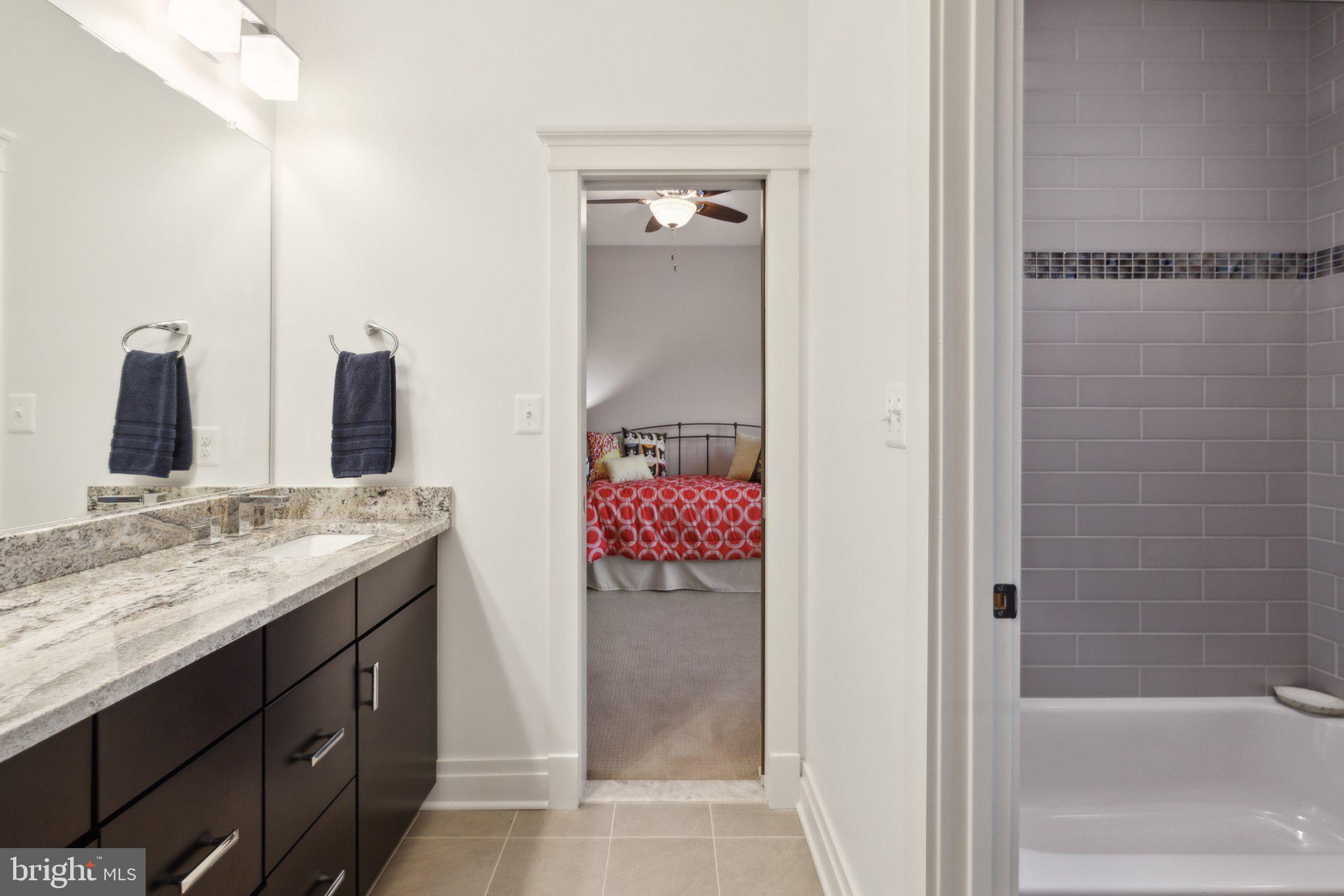 ADDISON HEIGHTS - Residential