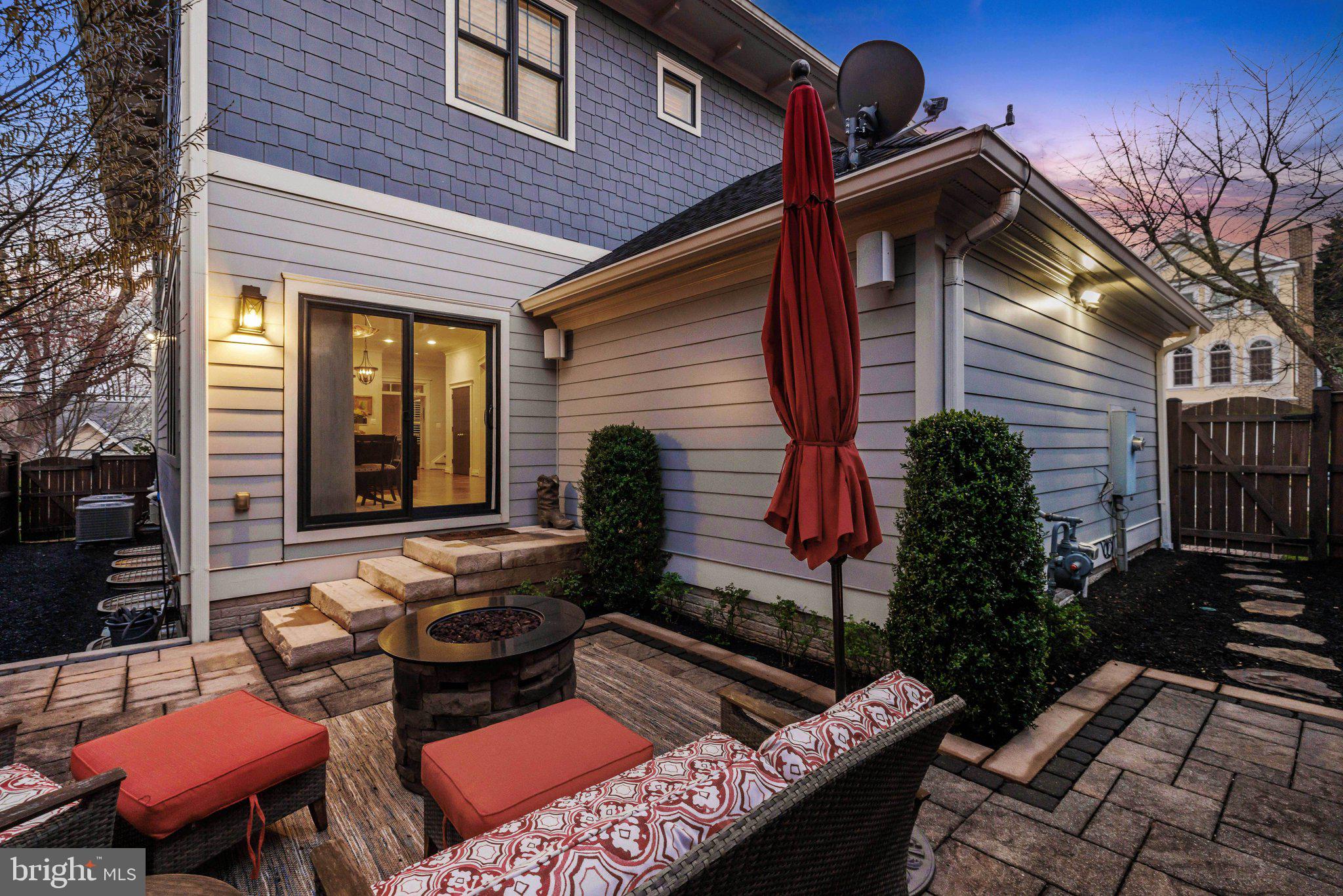 ADDISON HEIGHTS - Residential