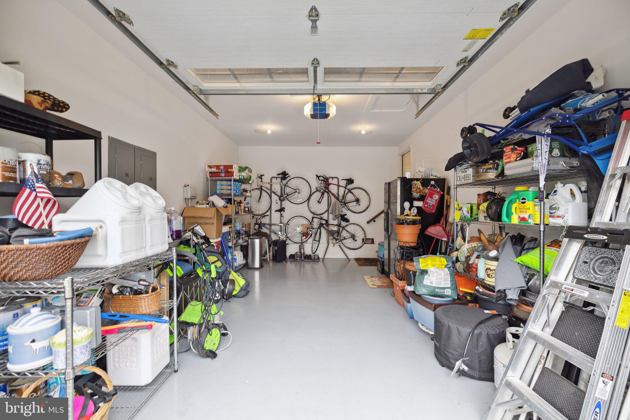 ADDISON HEIGHTS - Residential