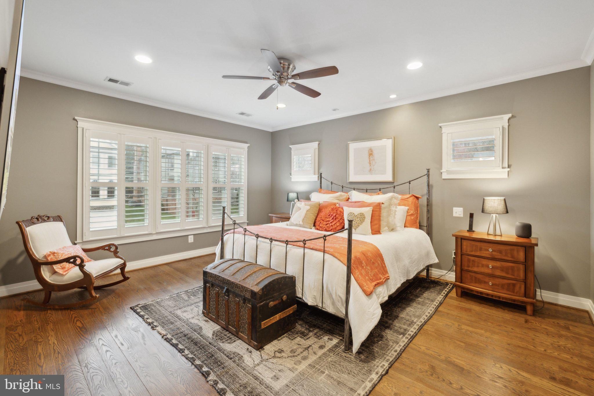 ADDISON HEIGHTS - Residential