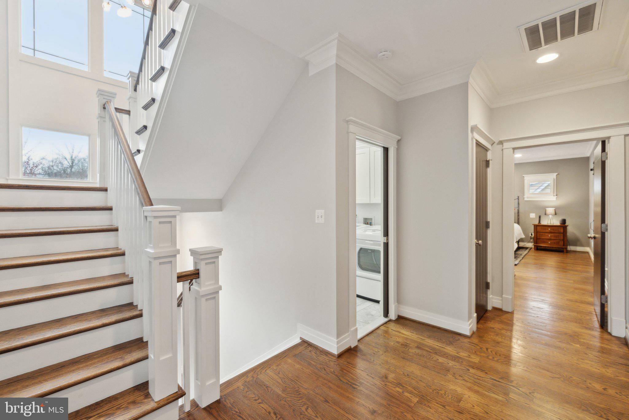 ADDISON HEIGHTS - Residential