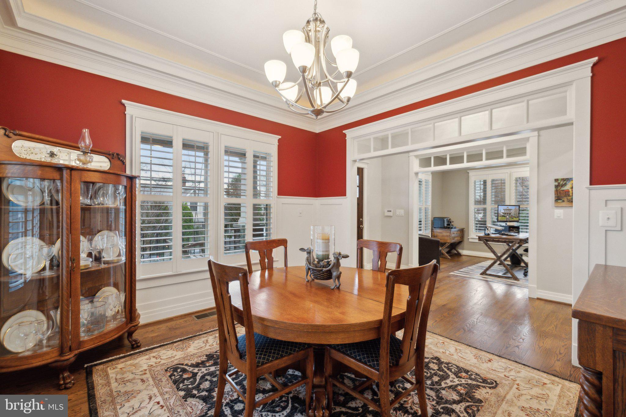 ADDISON HEIGHTS - Residential