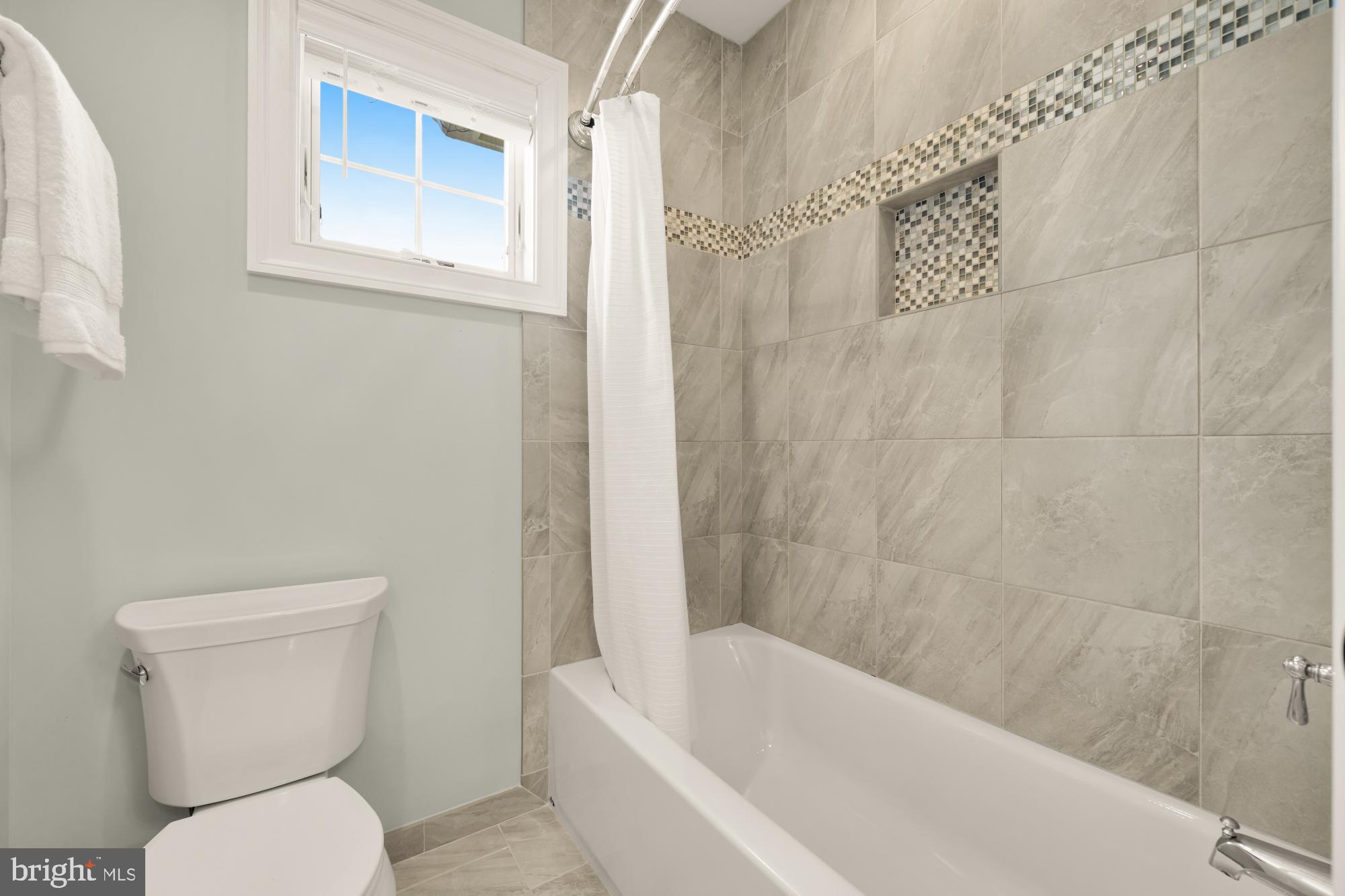 GLENBROOK VILLAGE - Residential