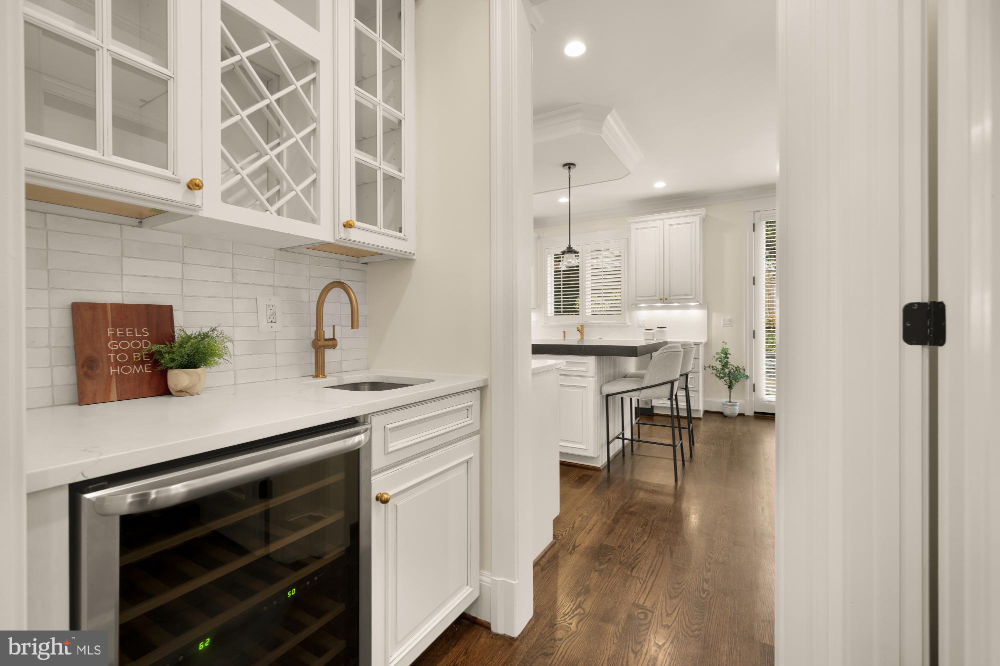 GLENBROOK VILLAGE - Residential