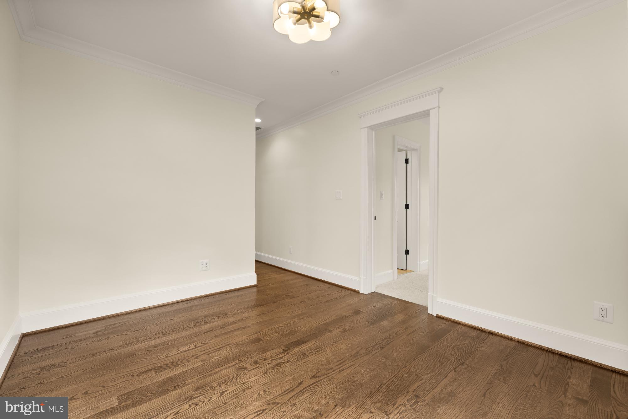 GLENBROOK VILLAGE - Residential