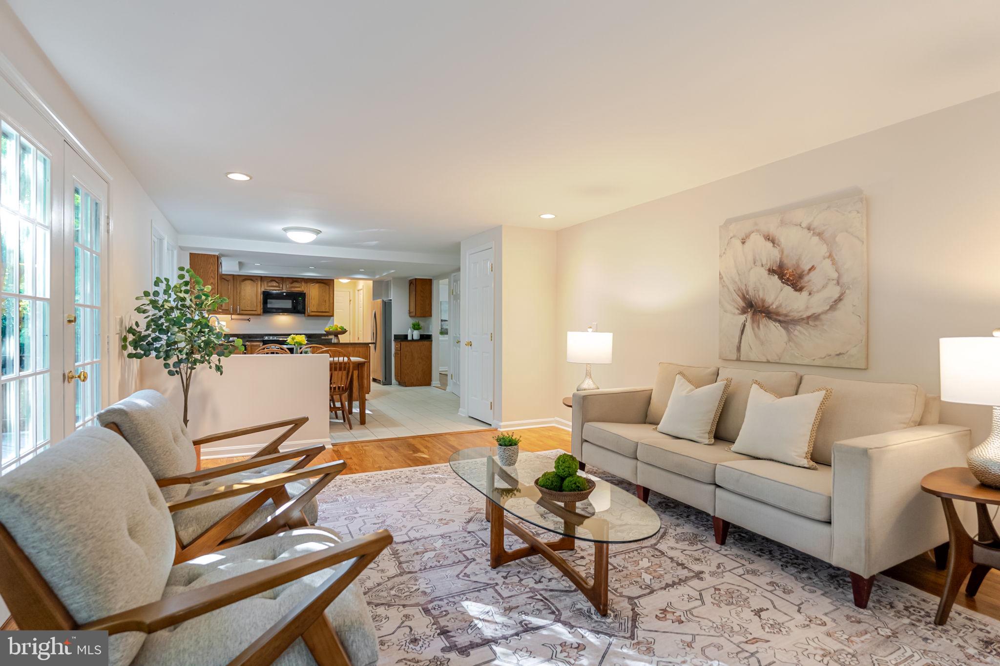 RESTON - Residential