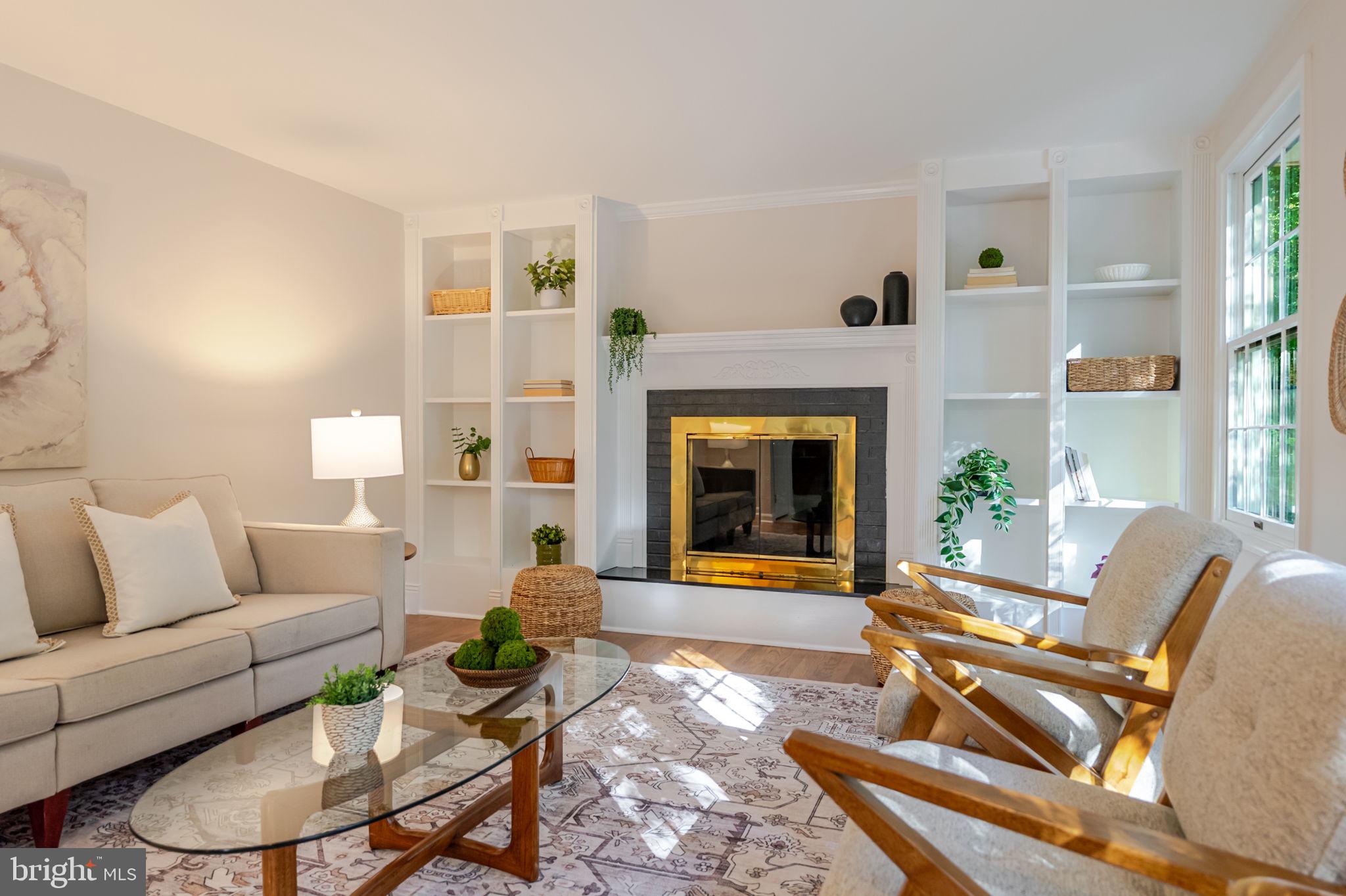 RESTON - Residential