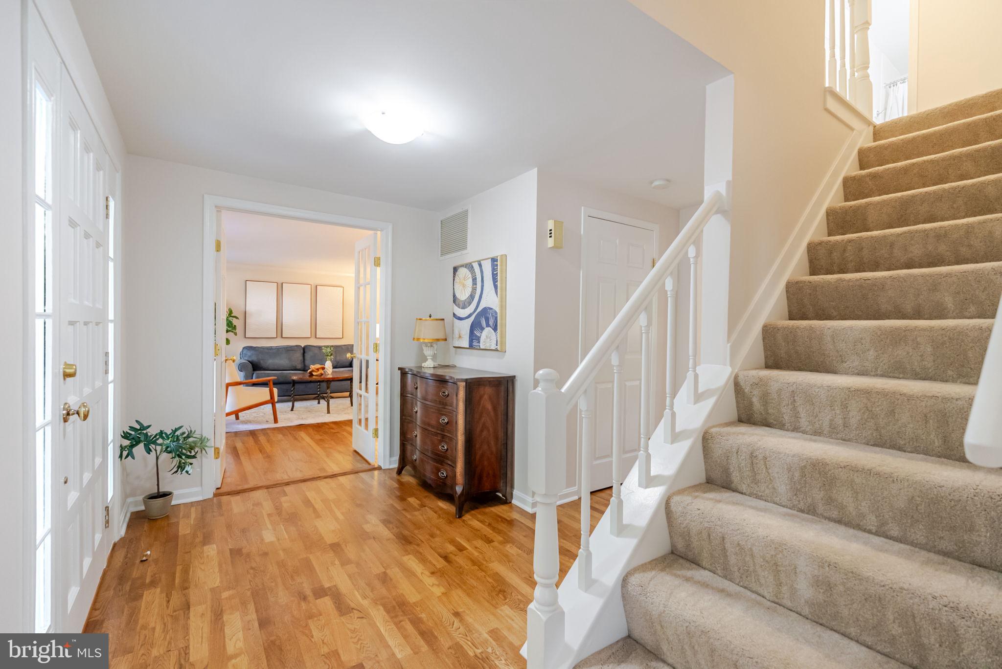 RESTON - Residential