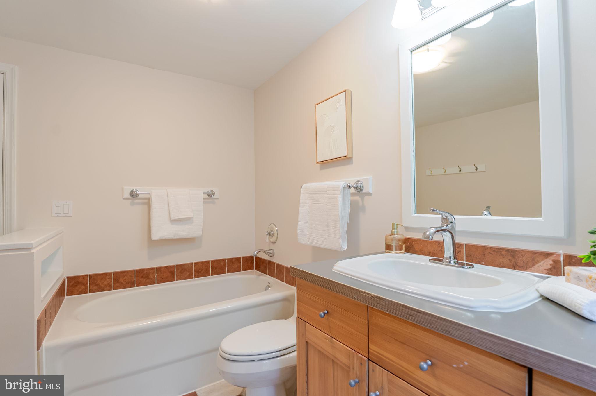 RESTON - Residential