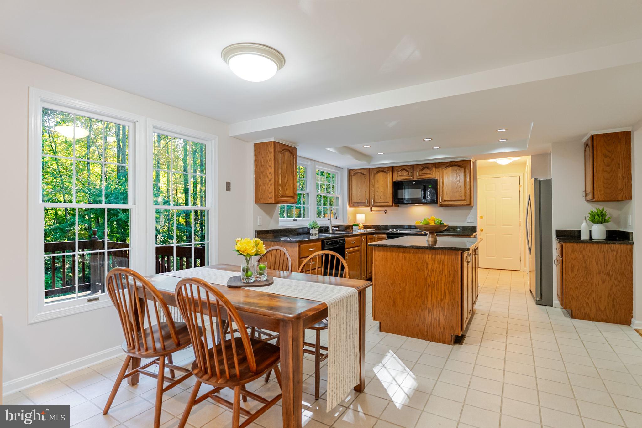 RESTON - Residential