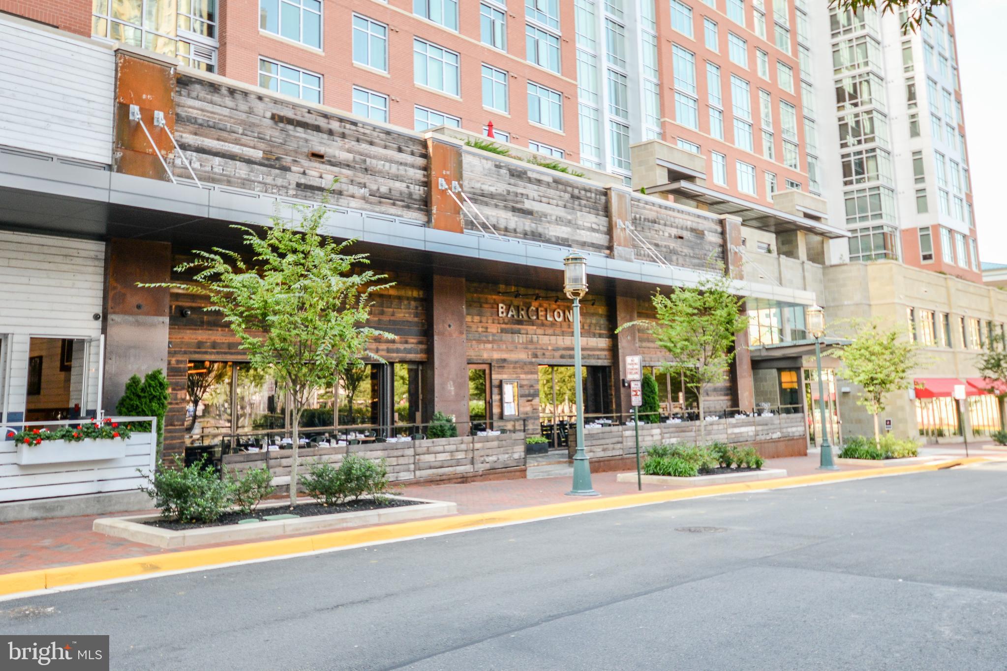 RESTON - Residential