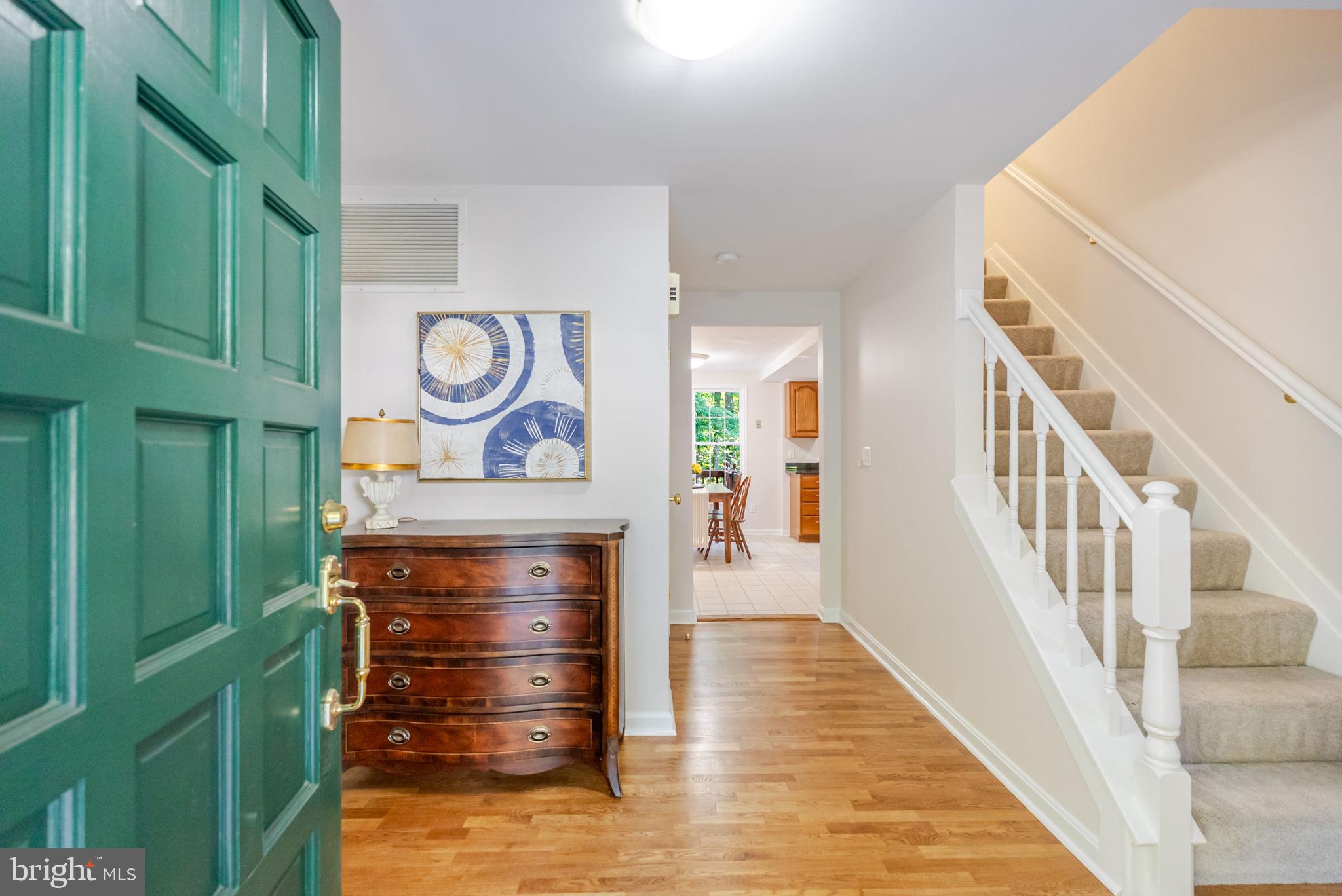 RESTON - Residential