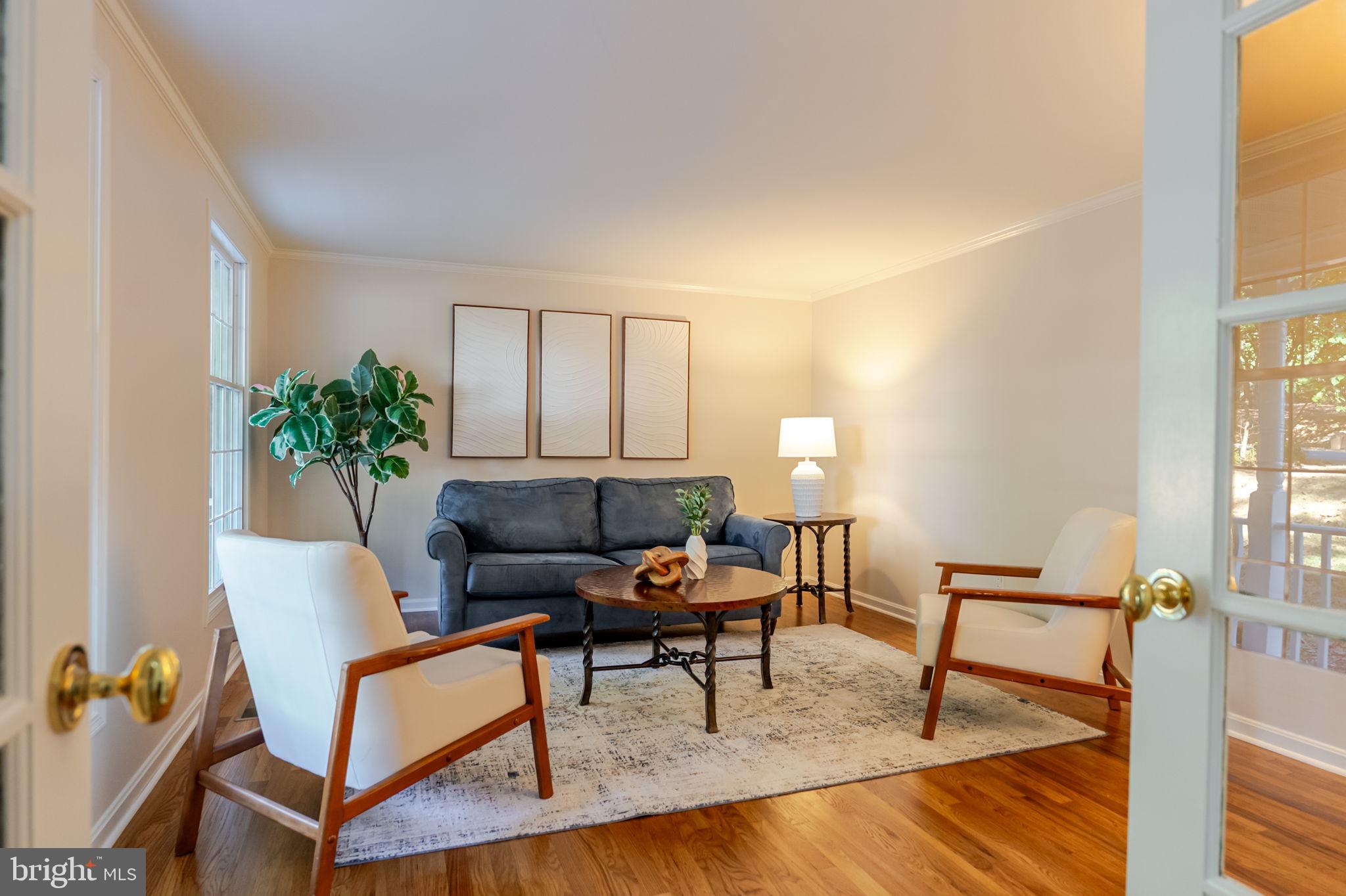 RESTON - Residential