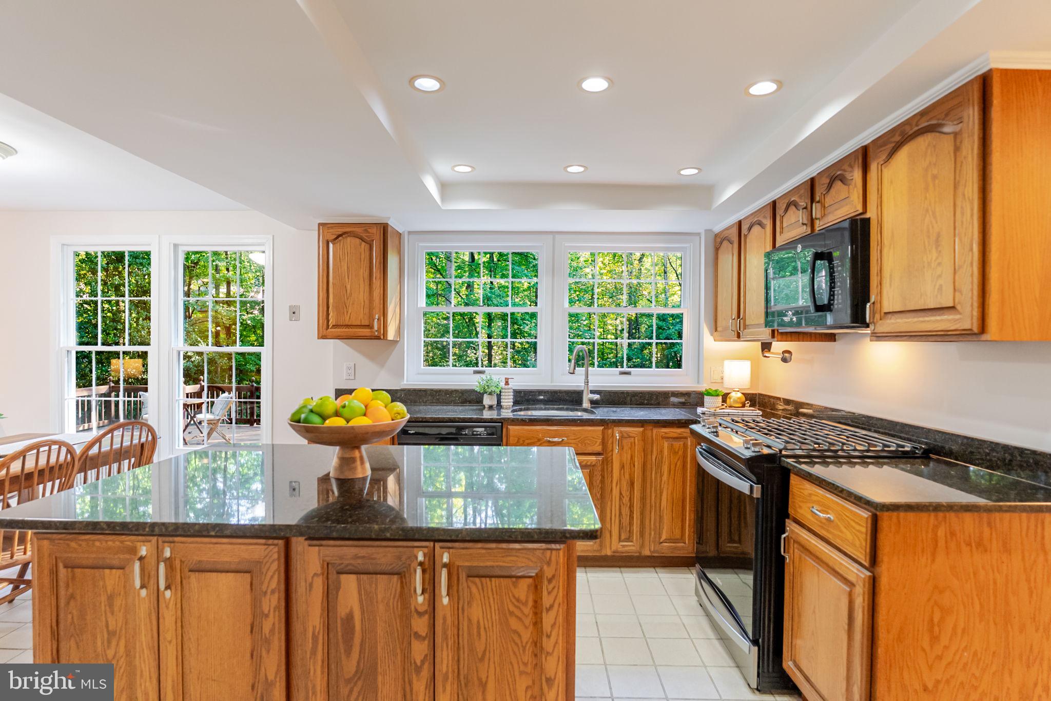 RESTON - Residential