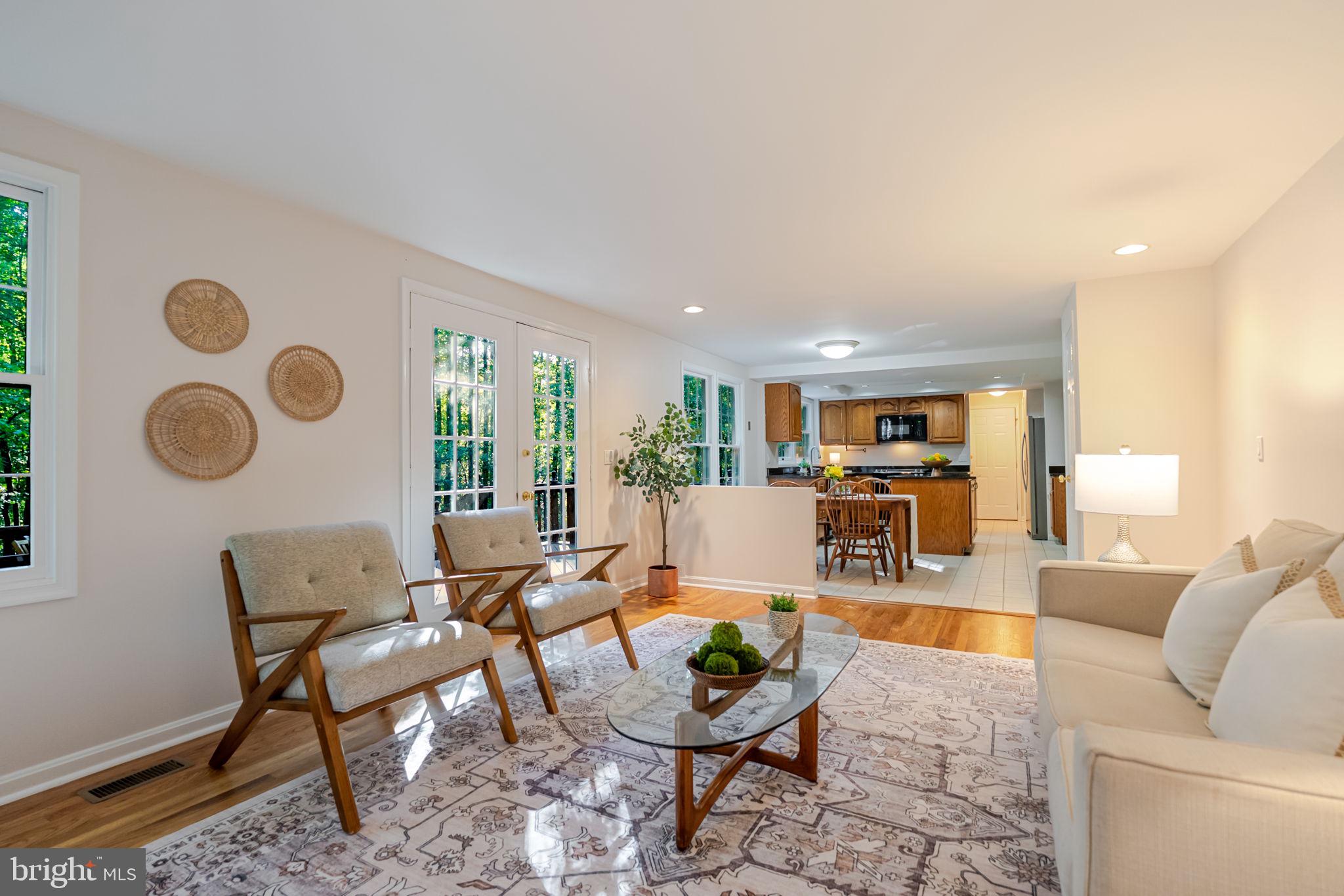 RESTON - Residential