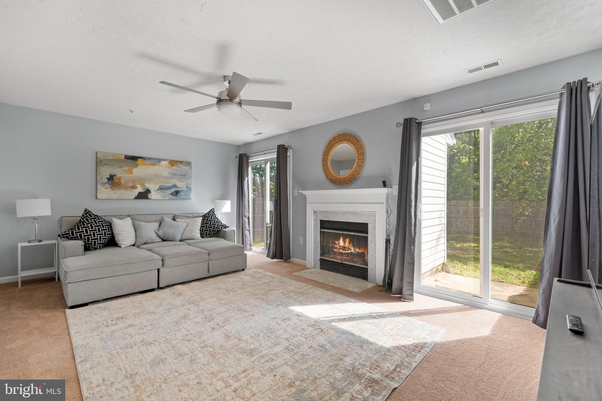 PICKETTS HARBOR - Residential