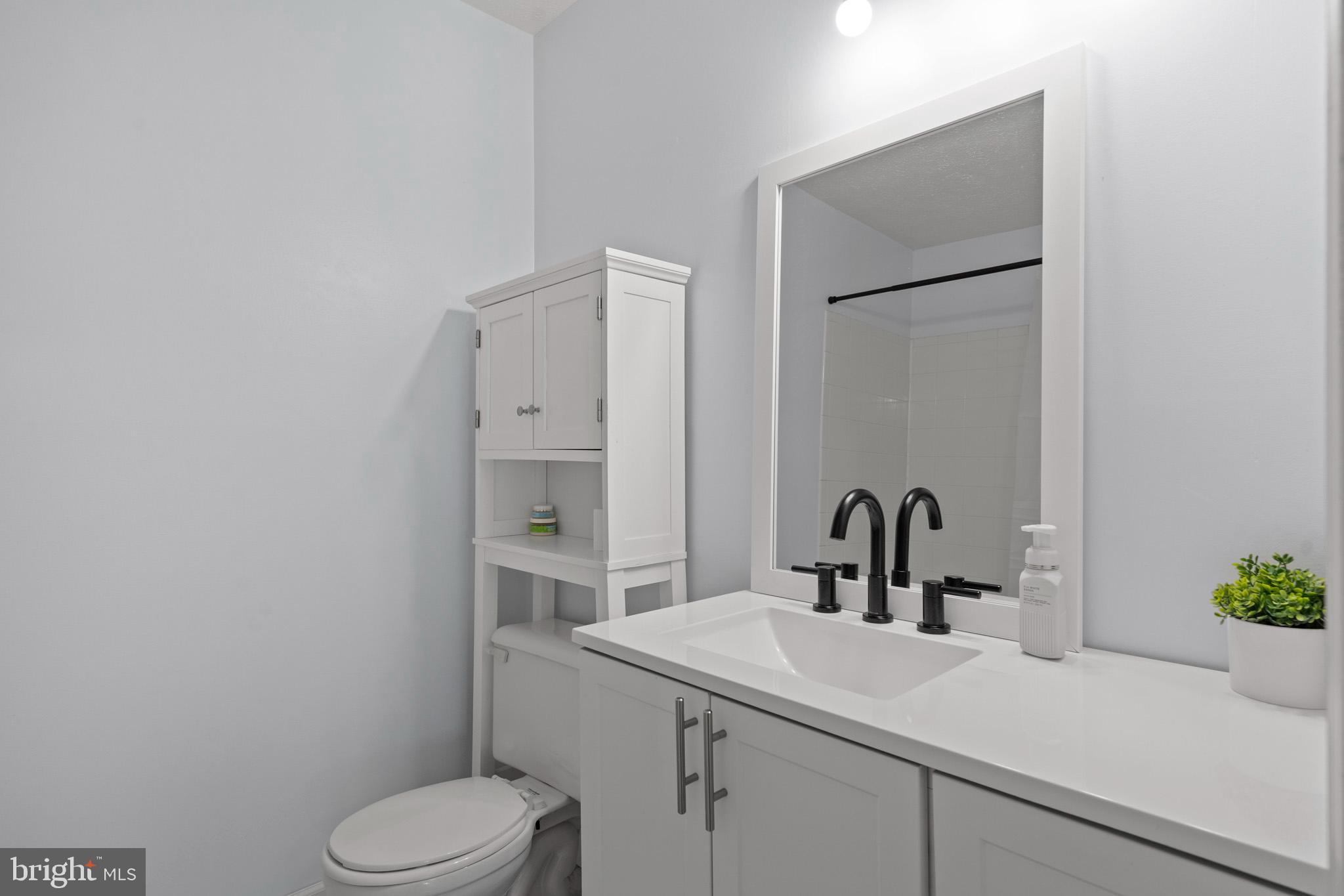 PICKETTS HARBOR - Residential