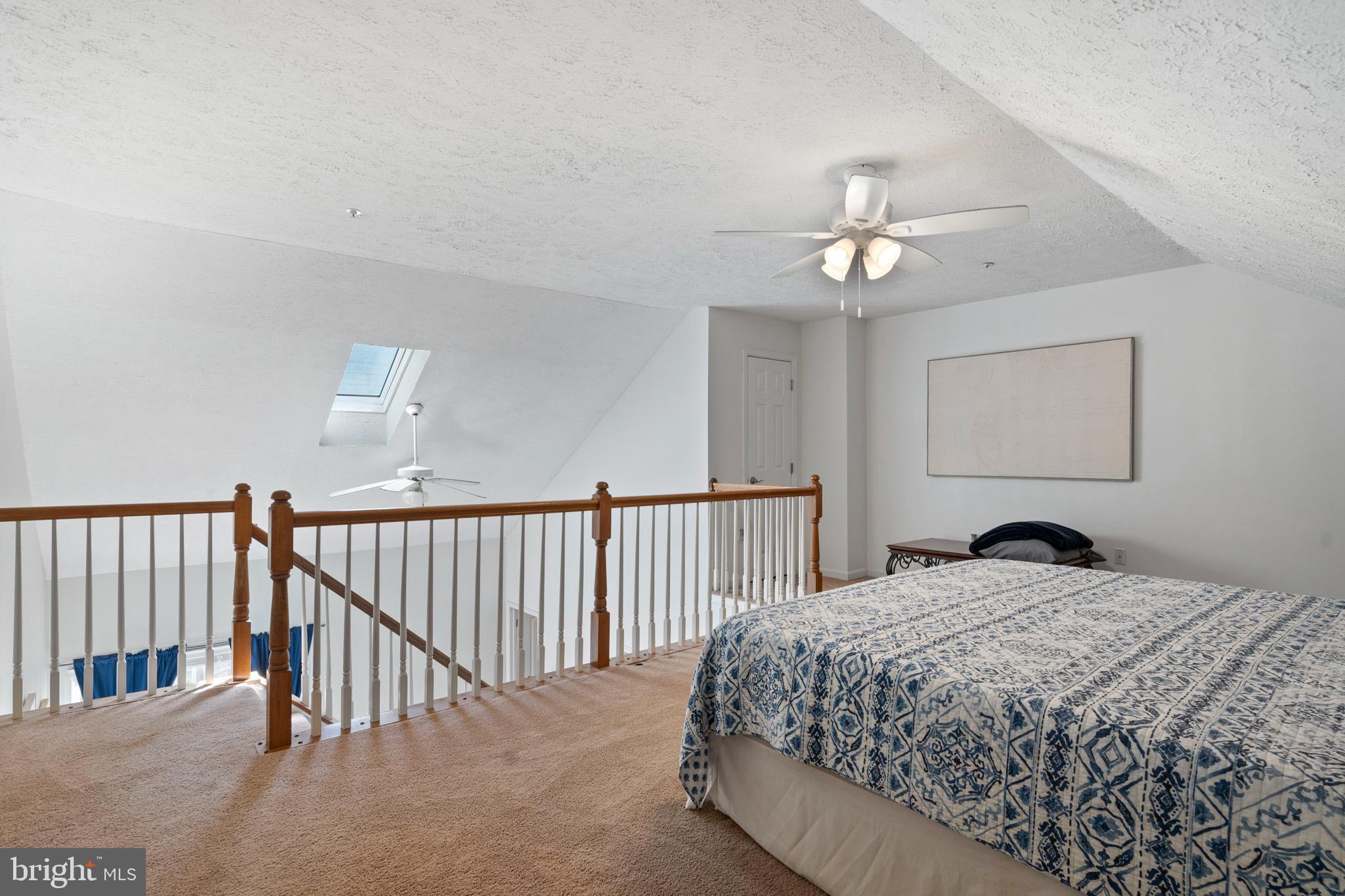 PICKETTS HARBOR - Residential