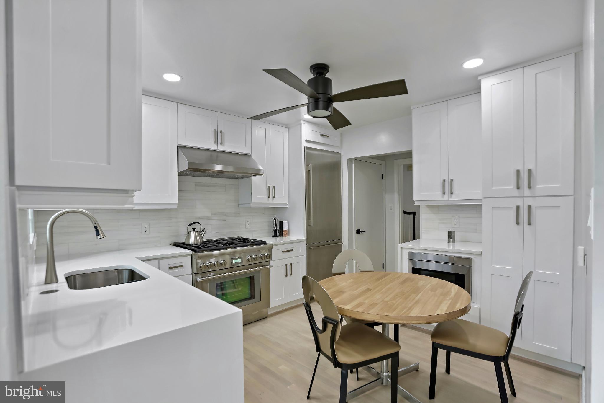 COLUMBIA PINES - Residential