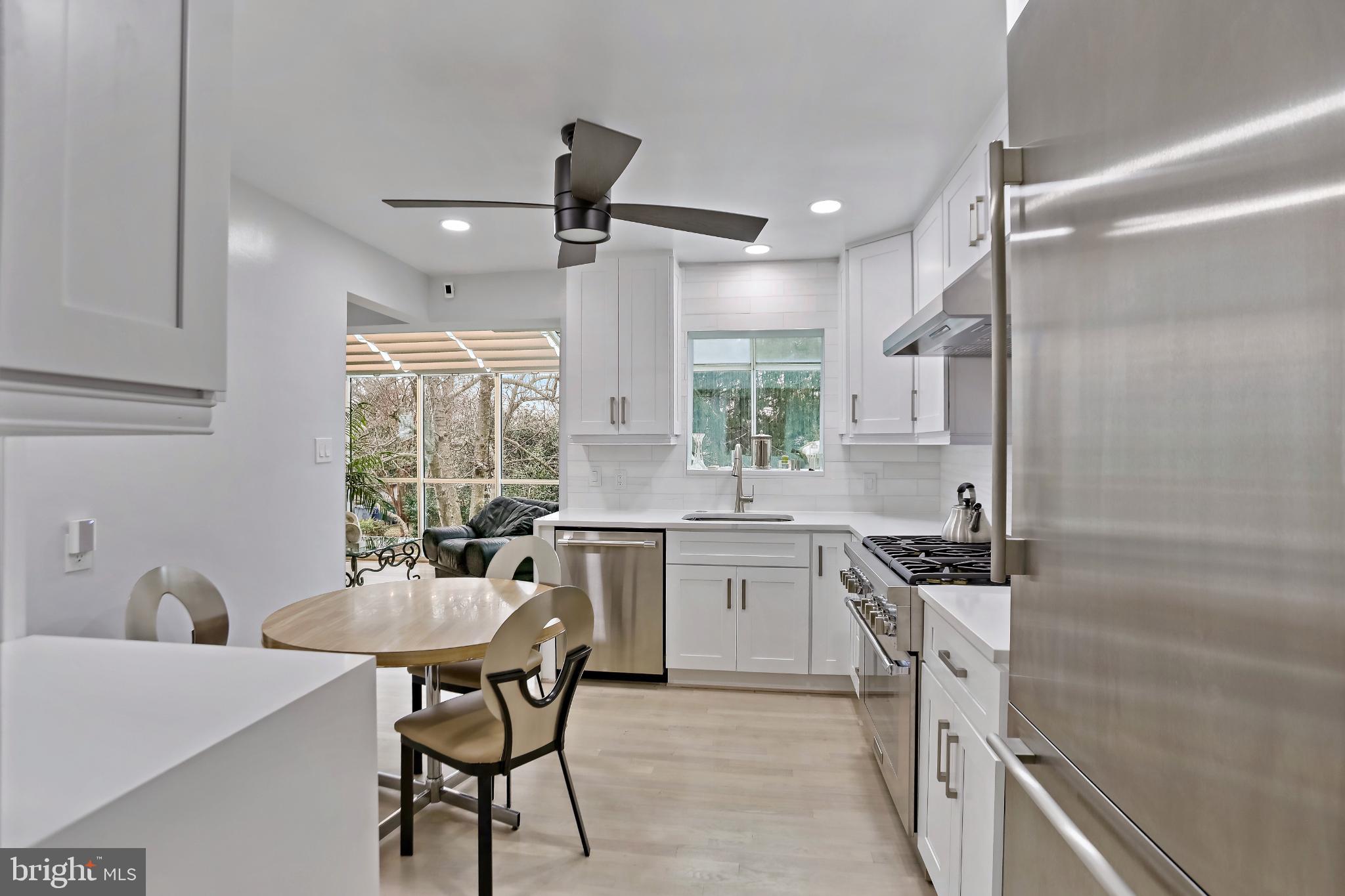 COLUMBIA PINES - Residential